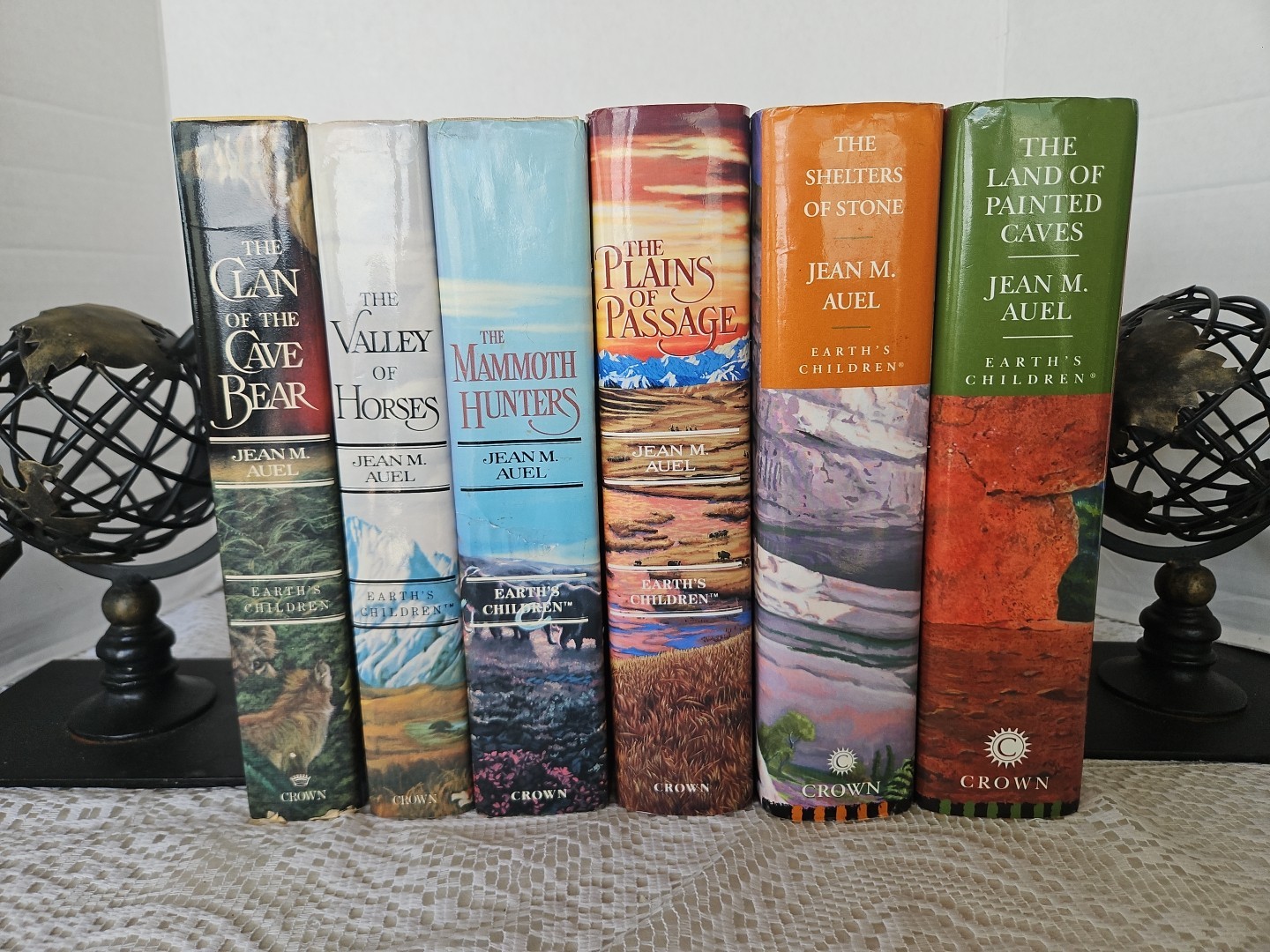 Lot 6~Earth’s Children Series~The Clan of the Cave Bear~Jean Auel ~Full Size Har