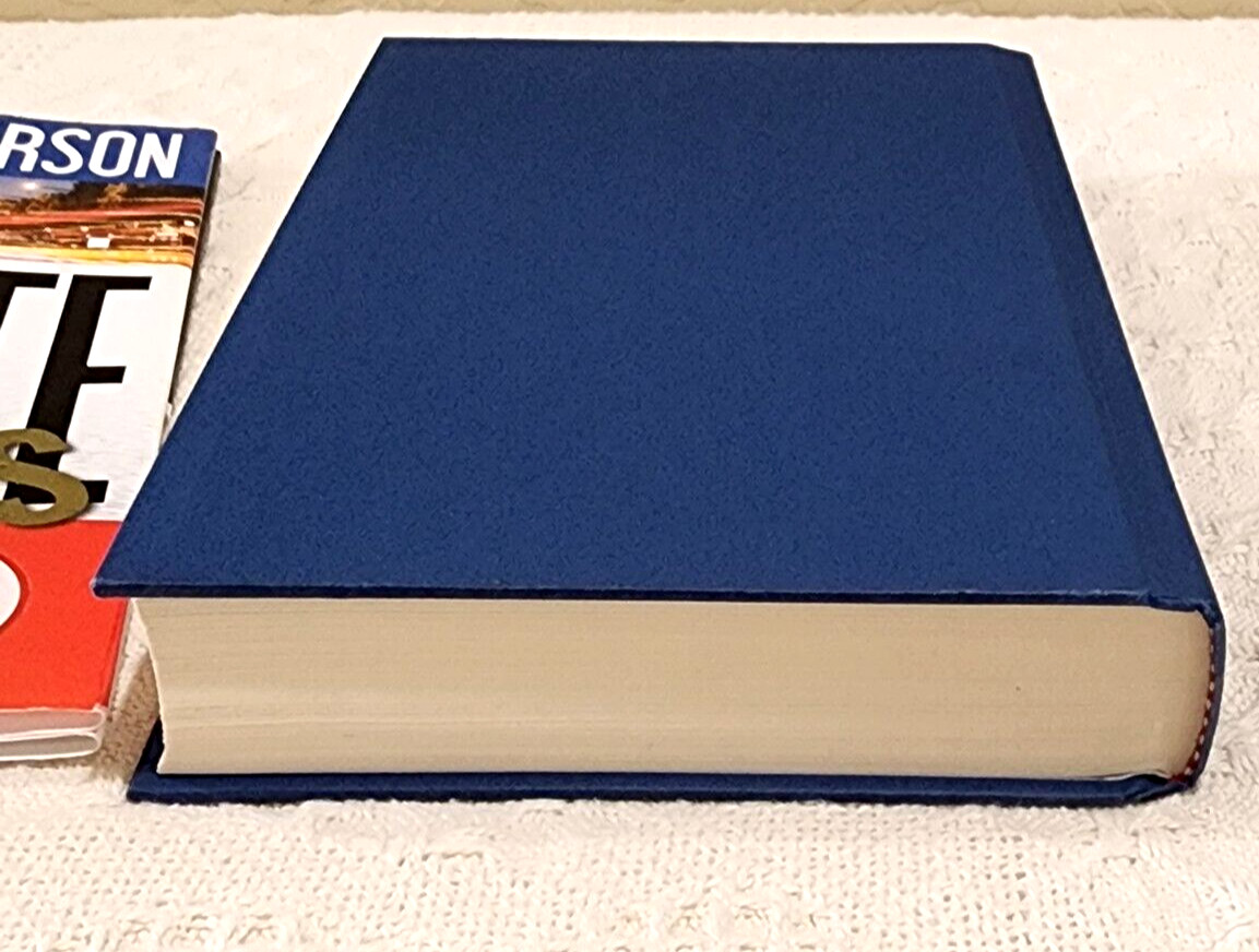 Private Paris by Mark Sullivan and James Patterson (2016, Hardcover)