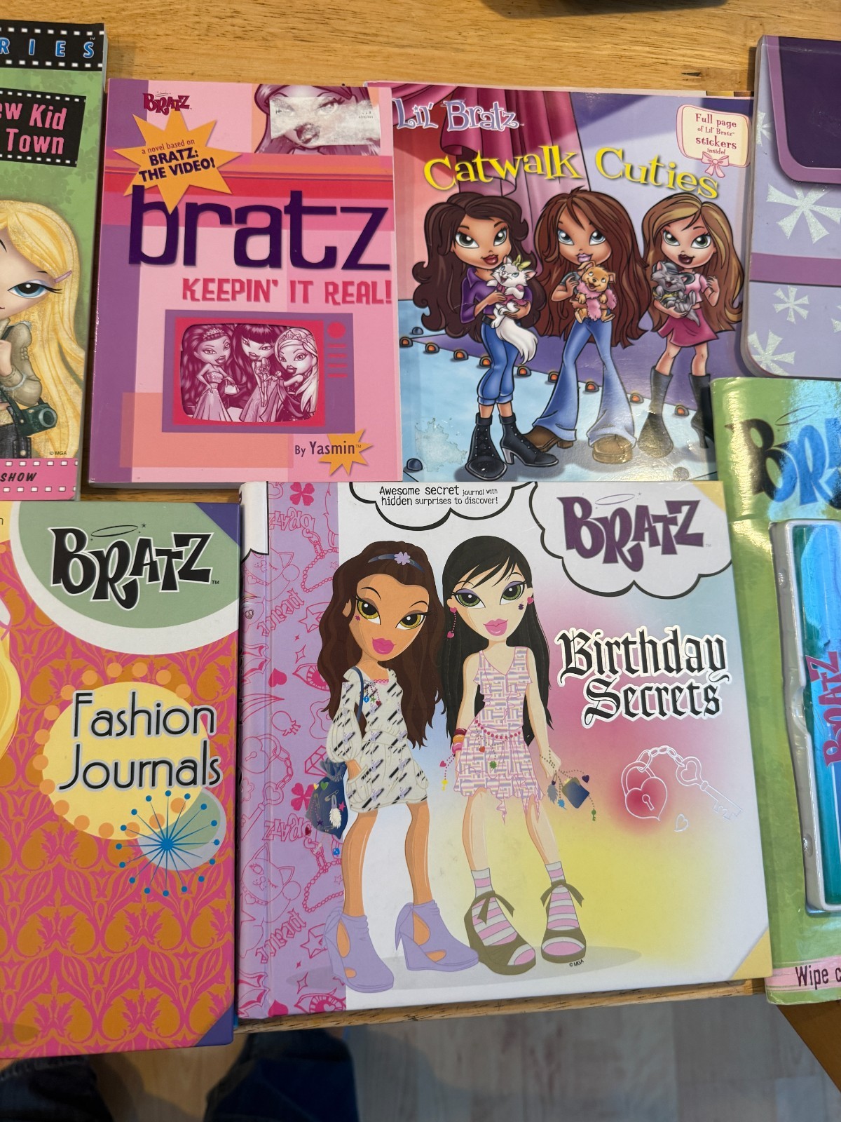Bratz: An Assortment Of Preowned Bratz Books & 2 New Activity Coloring Books