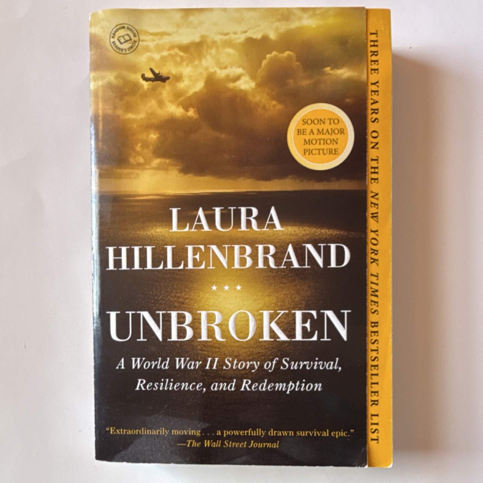 Unbroken by Laura Hillenbrand Trade Paperback Biography WWII Survival Redemption