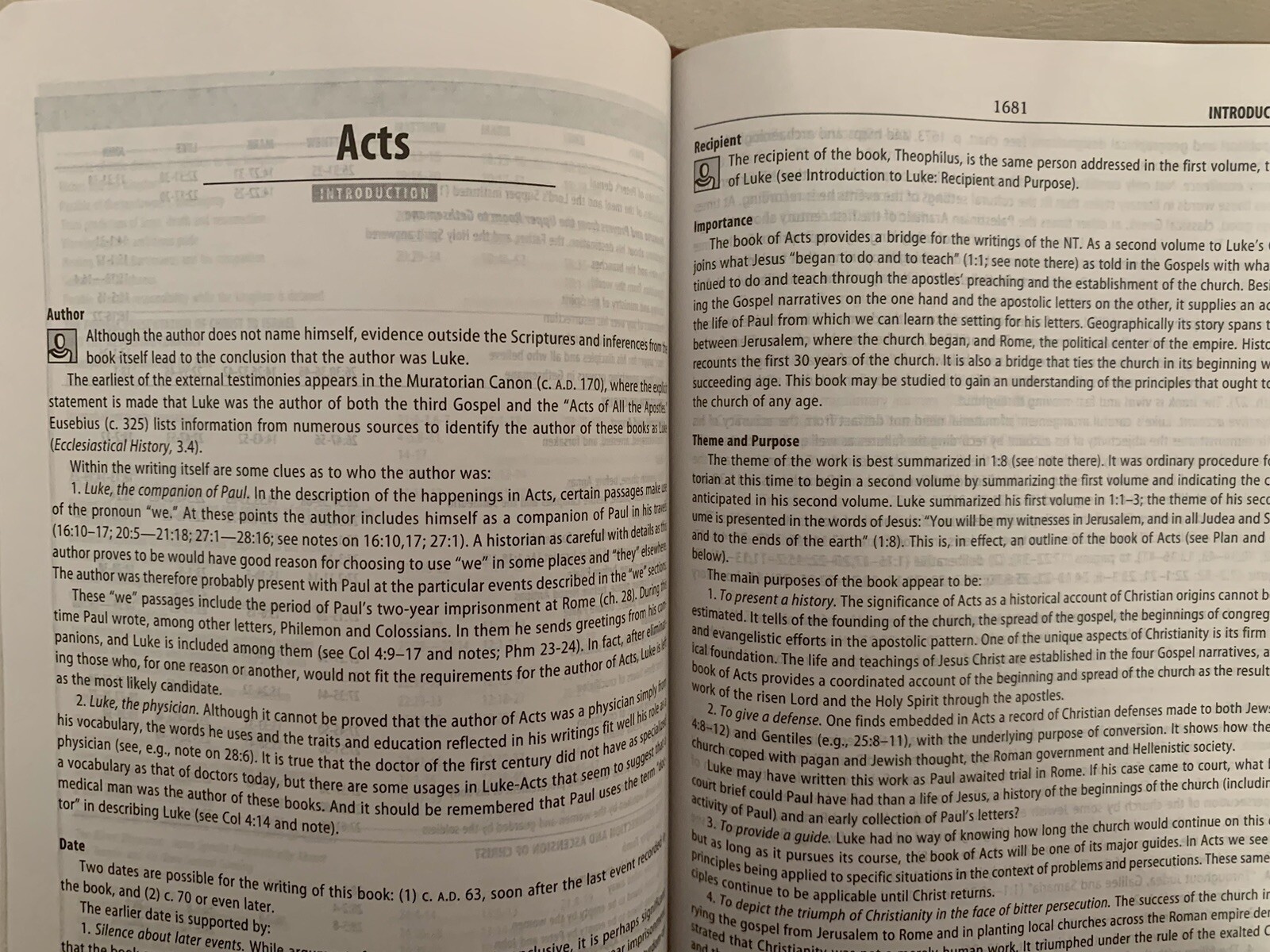 Zondervan NIV Study Bible Personal Size – Rich Red / Camel Duotone