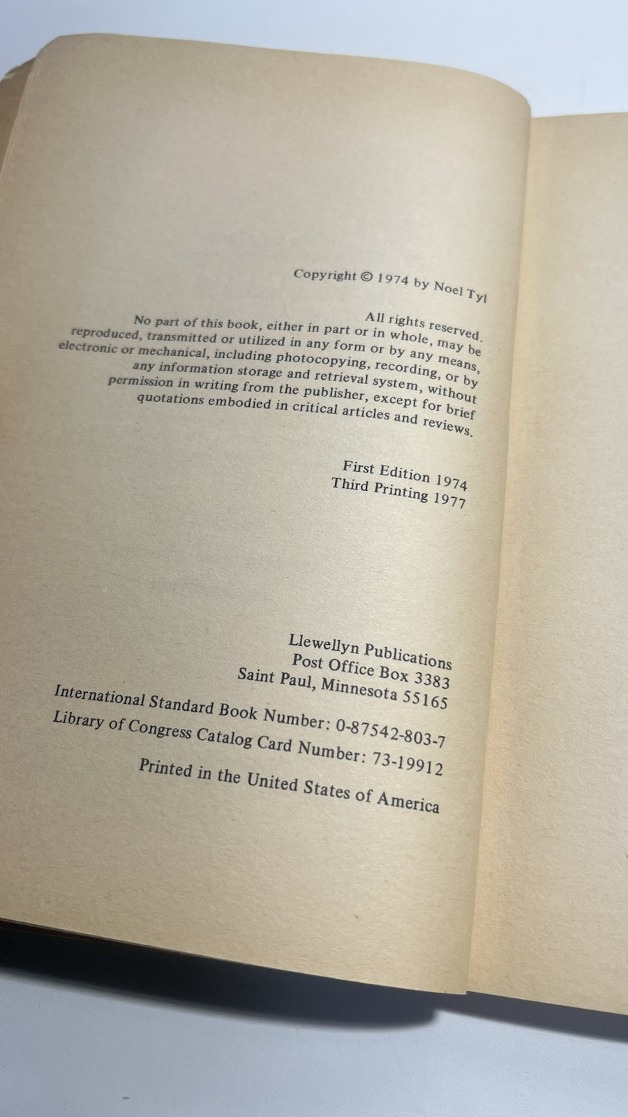 Aspects and Houses in Analysis: The Principles and Practice of Astrology 1977