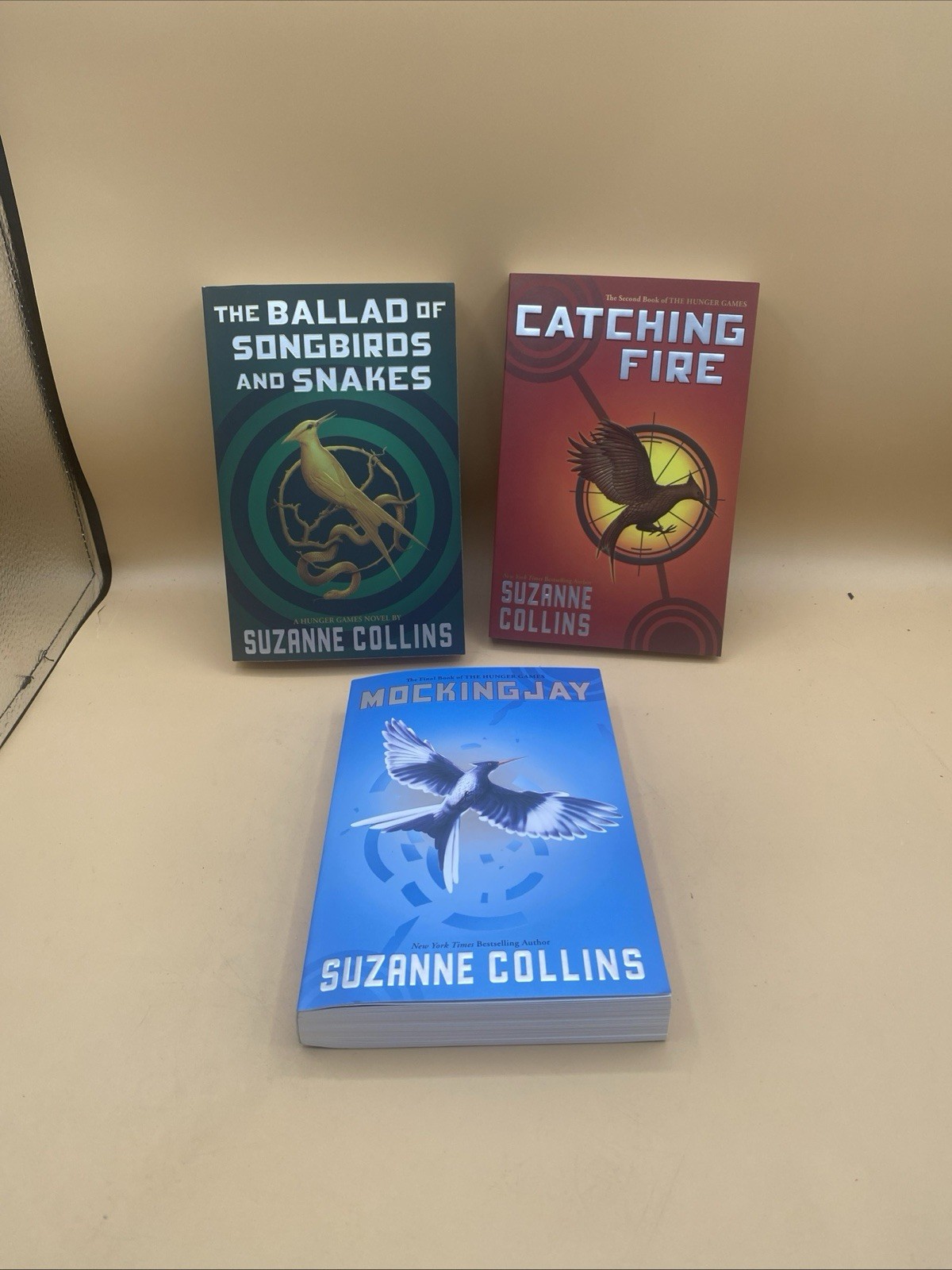 Suzanne Collins Hunger Games Lot -Catching Fire, Mockingjay, Ballad of Songbirds
