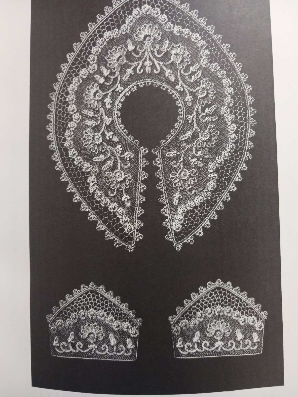 Masterpieces of Irish Crochet Lace: Tech, Patterns & Crocheters Treasure Chest