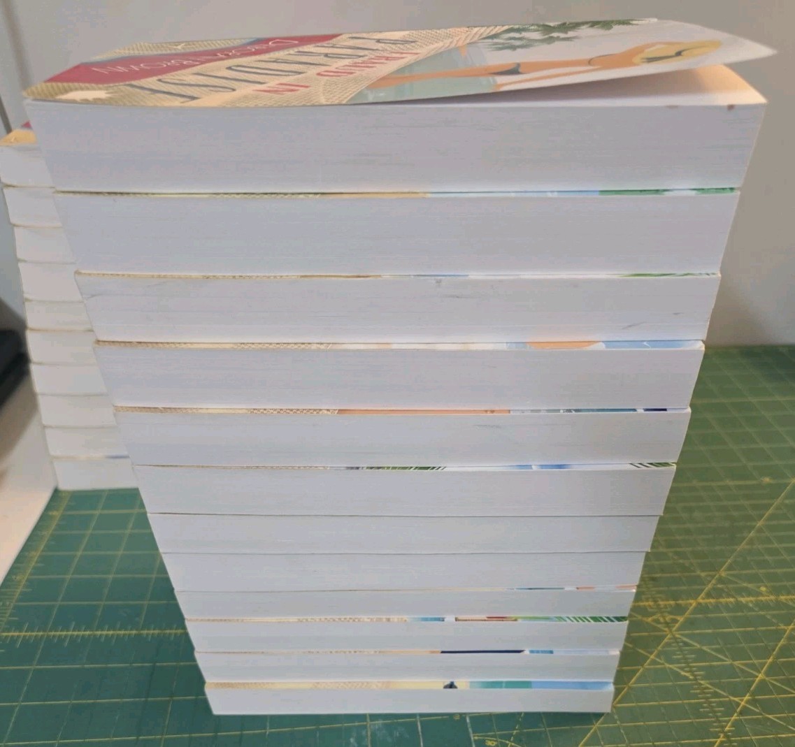 Lot of 32 PARADISE Books by Deborah Brown #1-32 Florida Keys Mystery Series