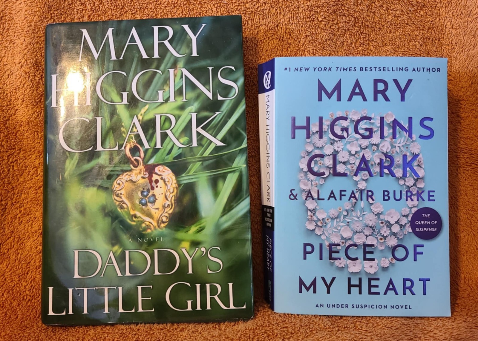 Mary Higgins Clark Lot Of 2 Books Daddy’s Little Girl HC & Piece Of My Heart PB