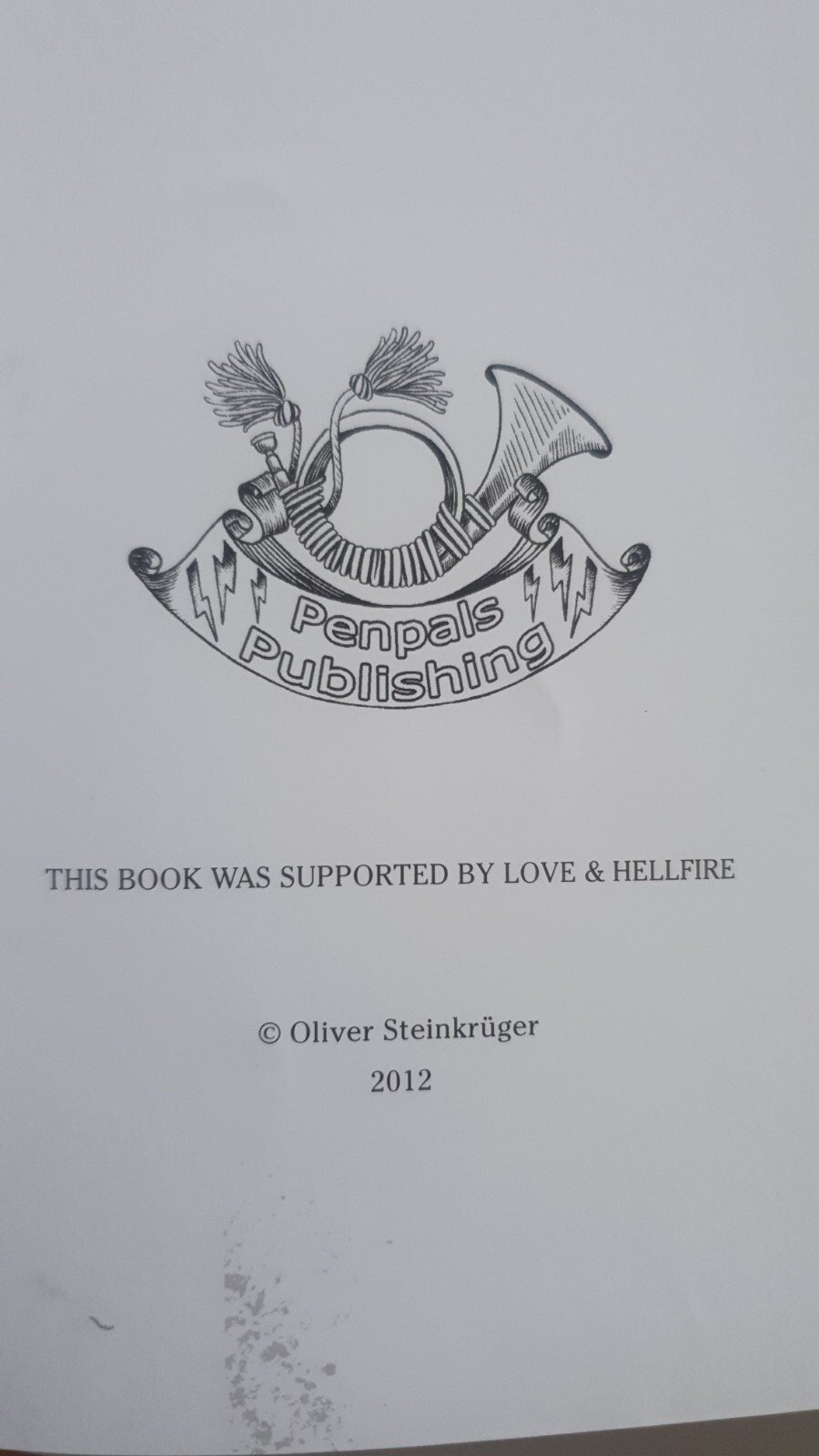 TATTOOING ÜBER ALLES Vol. 1: The Germans HB 2012, 255 pages, 21 Tattooers VGC