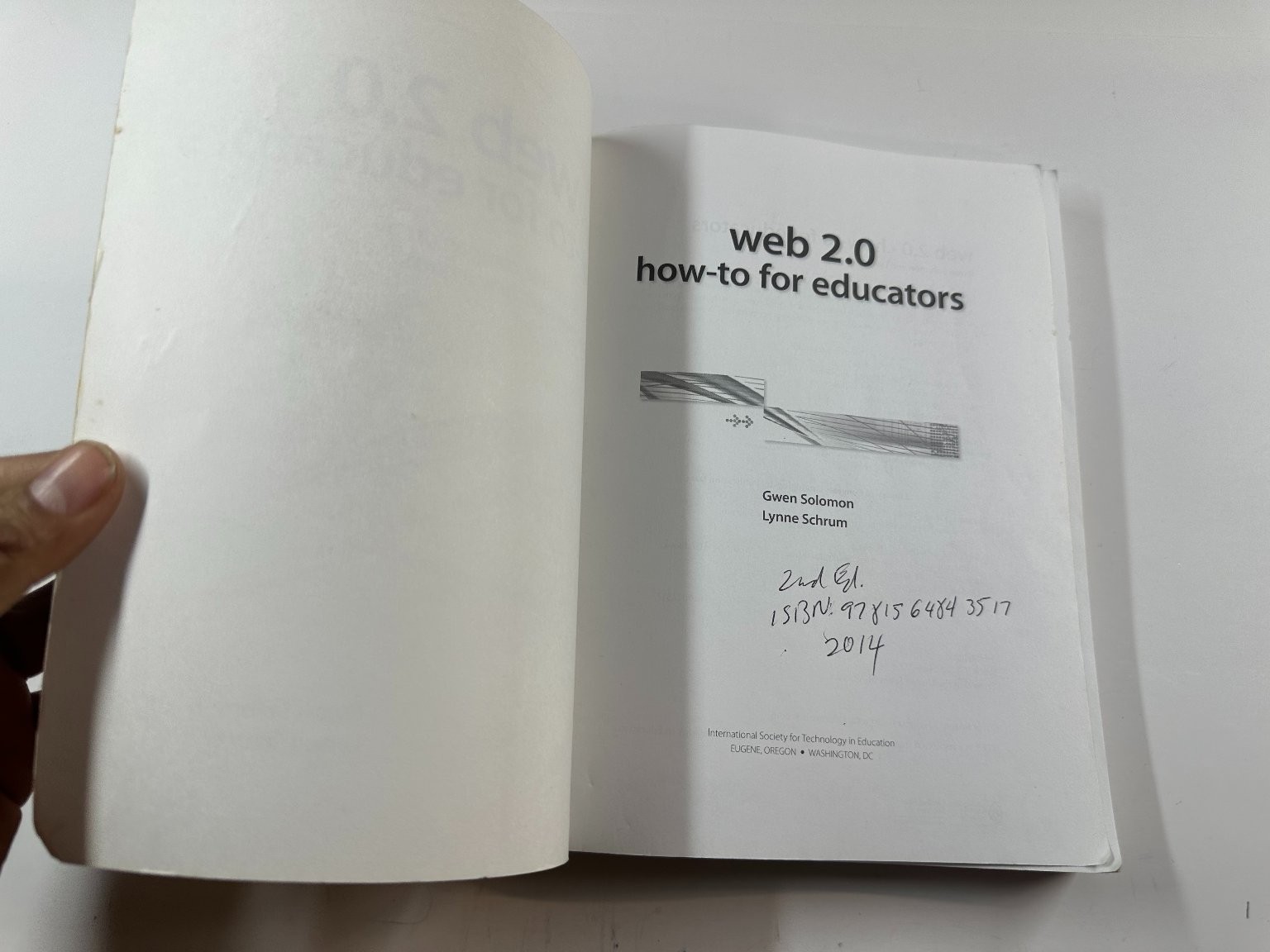 Web 2.0 How-To for Educators Solomon Schrum 2010 First Edition ISTE