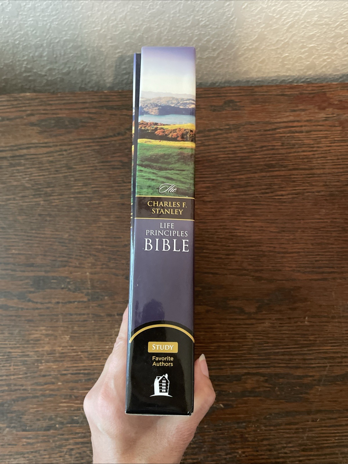 Charles F. Stanley Life Principles Bible NKJV Indexed Leather Burgundy 2005
