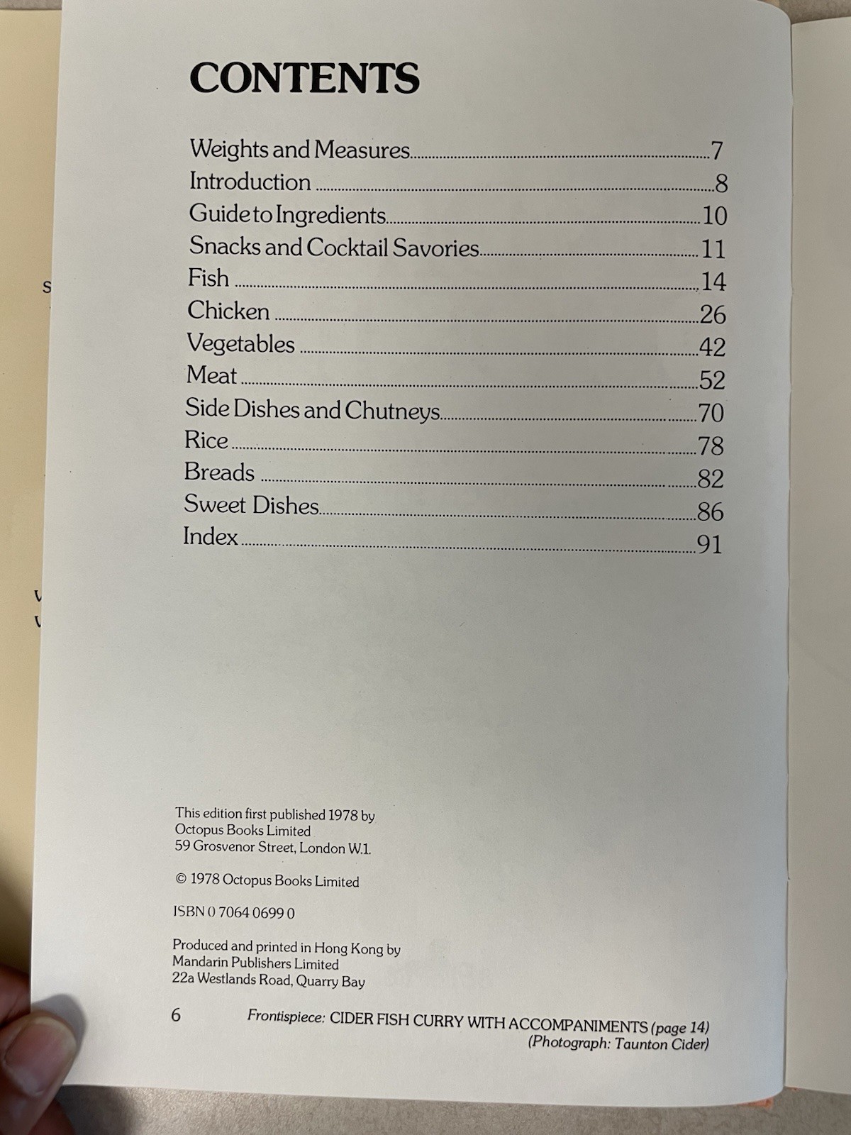 The Color Book of Indian Cooking Edited by Eileen Turner 1978 (92 pages)