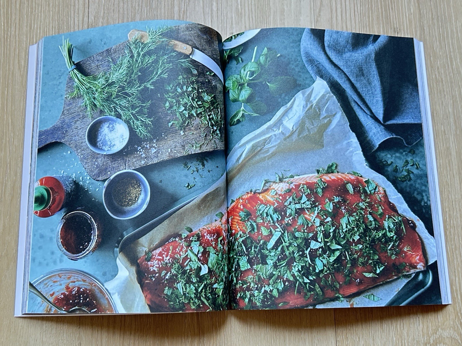 Thrive Market Healthy Living Made Easy Cookbook New 60 Recipes Paperback