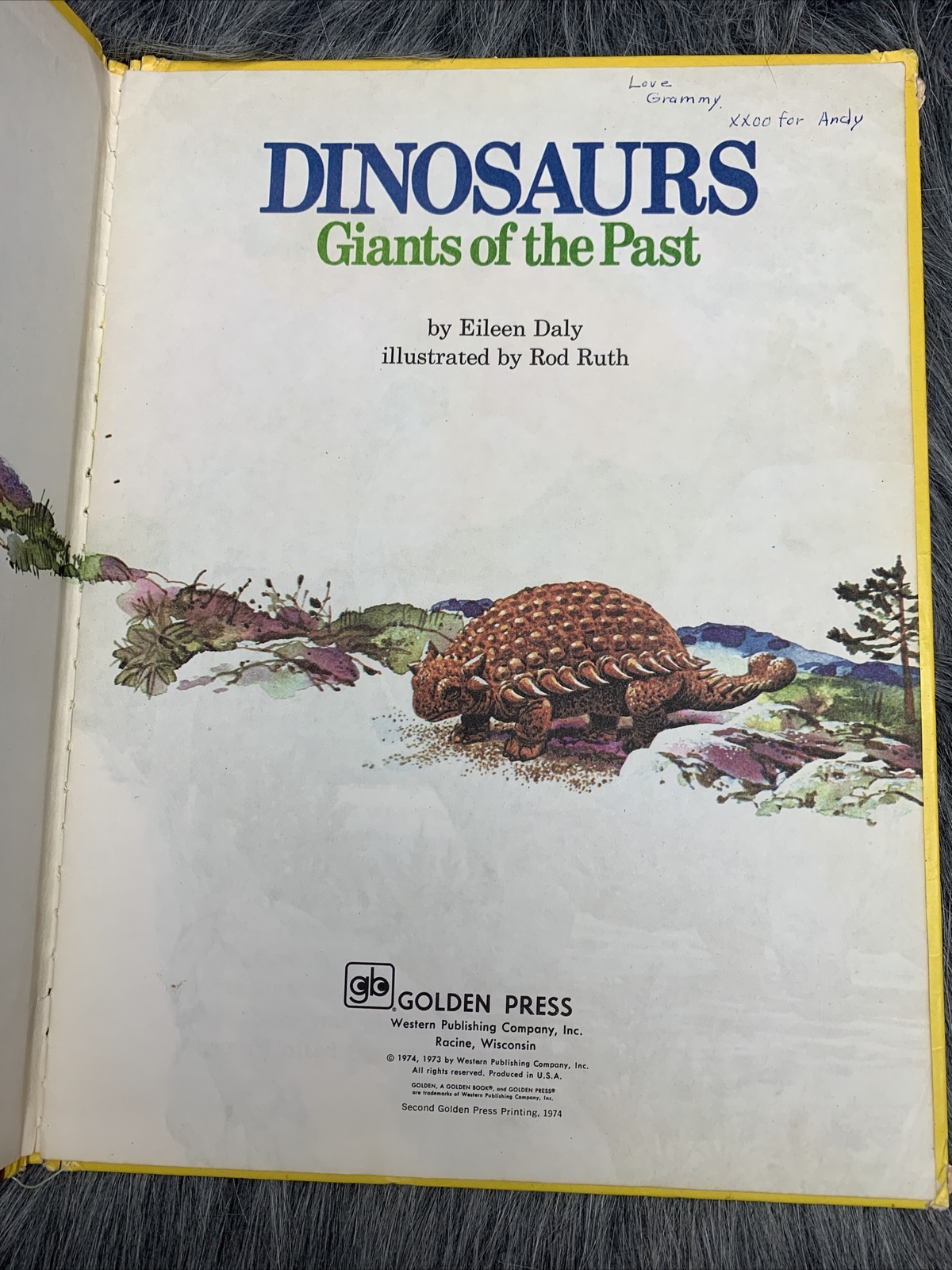 A Golden Book Dinosaurs Giants Of The Past By Eileen Daly C.1974 illust Rod Ruth
