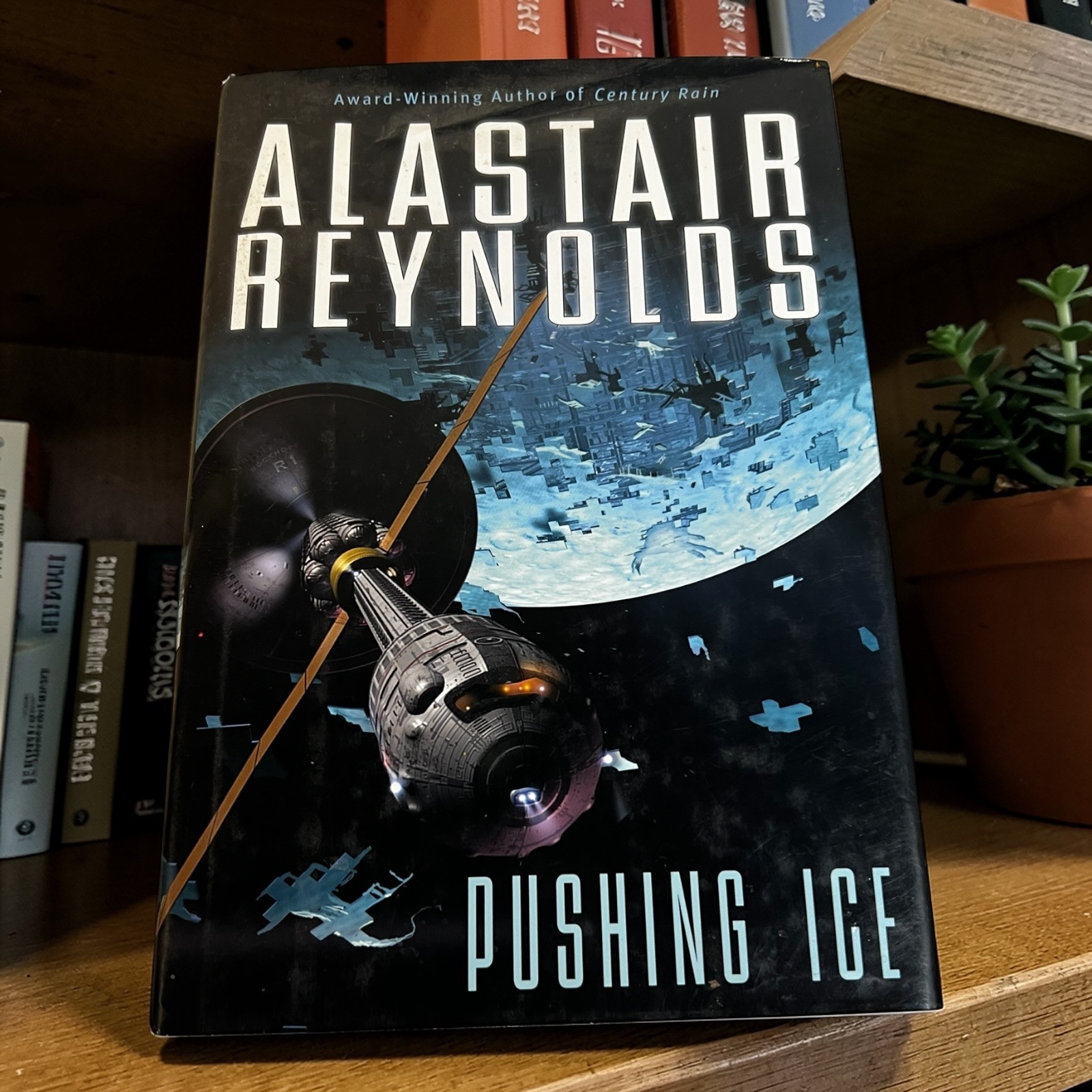 Pushing Ice Alastair Reynolds Hardcover Sci Fi Space Opera Book