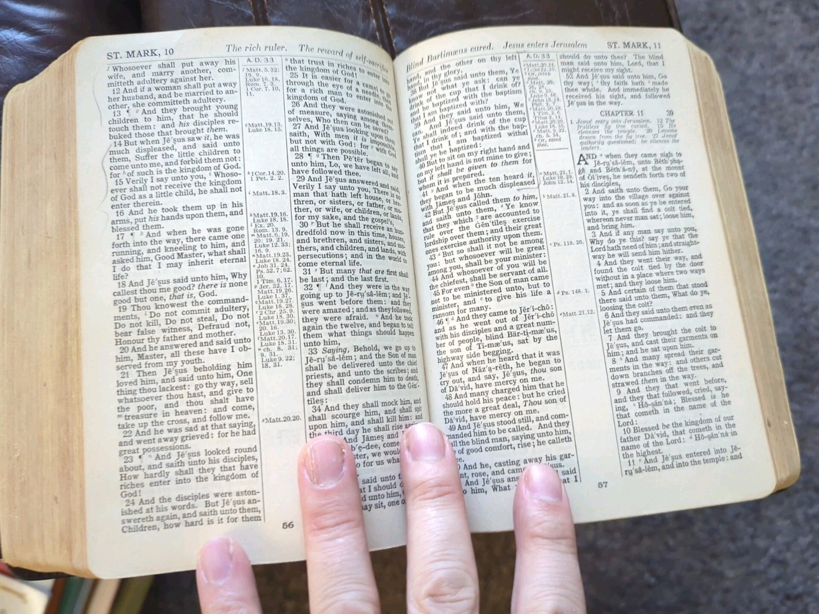 Holy Bible King James Teachers Self Pronouncing Edition
