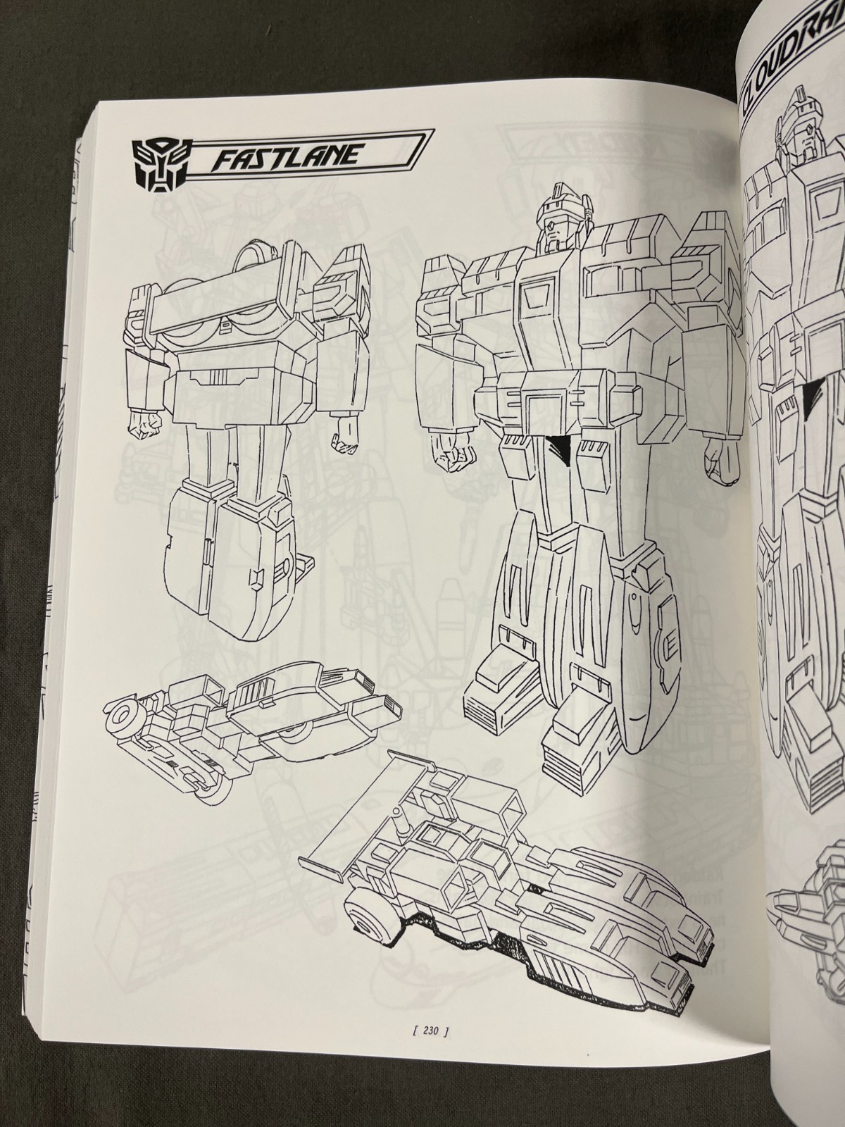 Transformers: The Complete Ark : By Sorenson & Forster : Light shelf wear