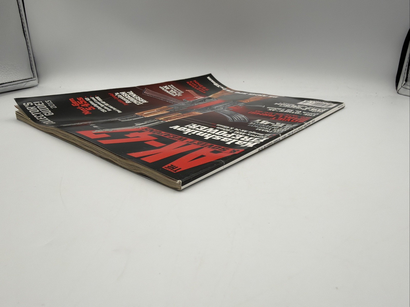 THE AK-47 & SOVIET WEAPONS Magazine-2013