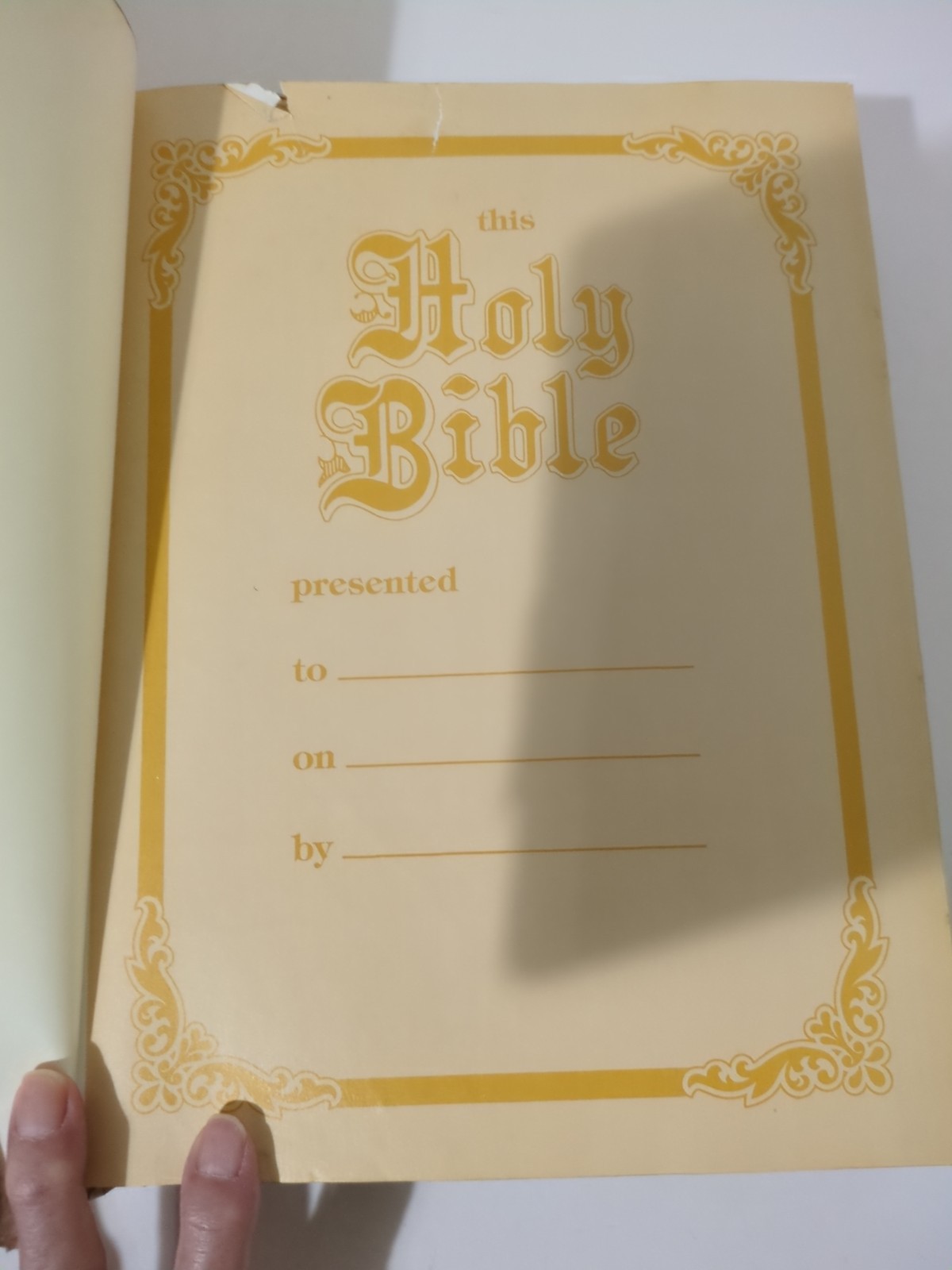 Vintage Holy Bible King James Version “Our Family Bible” 1971 White & Gold 11.5”