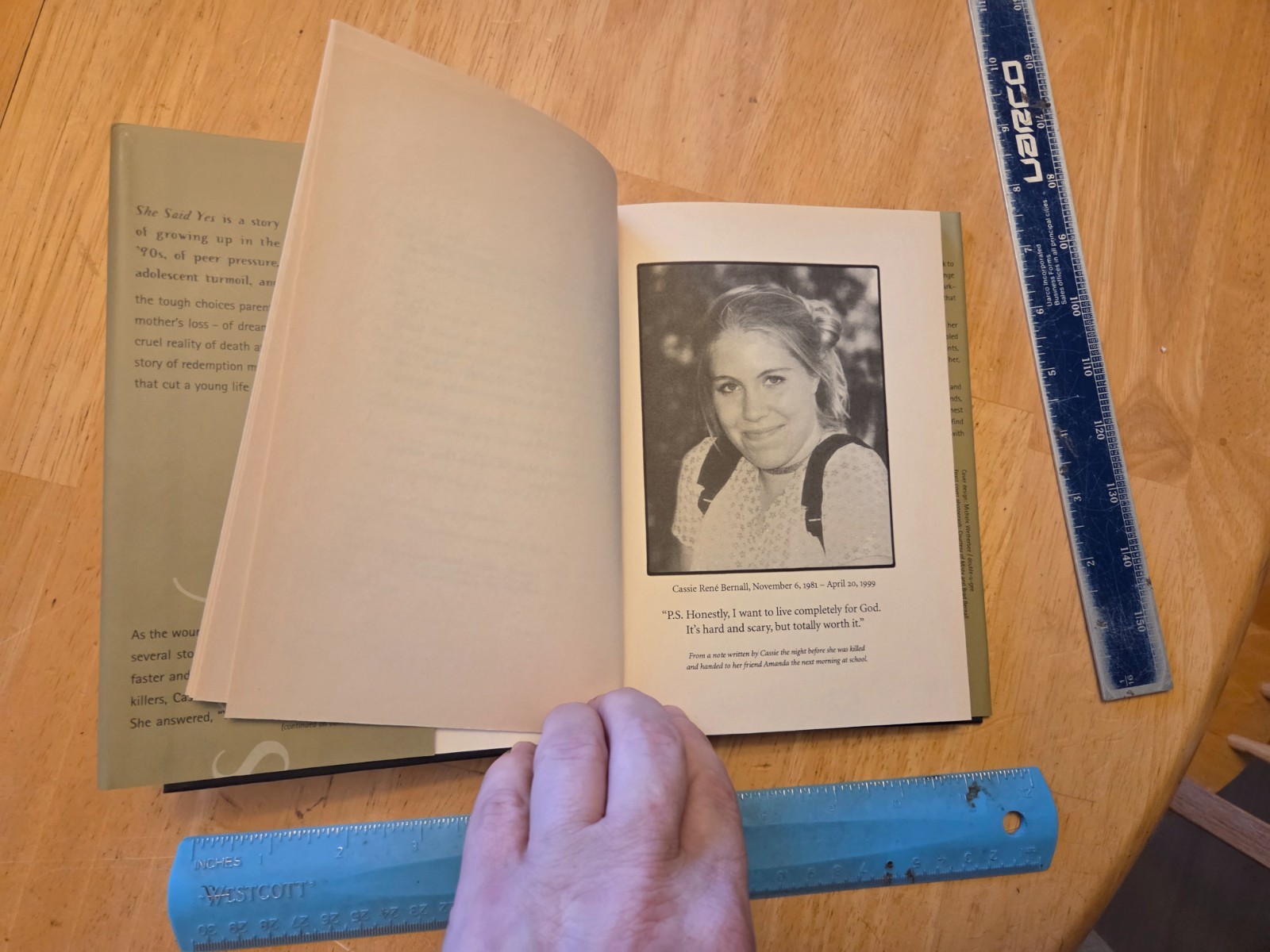 She Said Yes : The Unlikely Martyrdom of Cassie Bernall by Misty Bernall (1999,