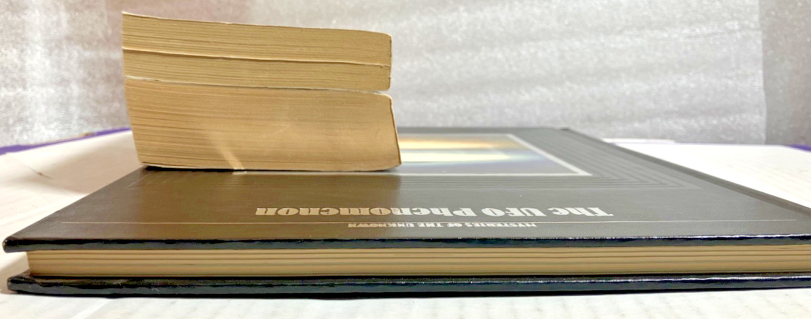Lot of 3 UFO Books Time-Life HC + PB Abducted + Sight Unseen, Budd Hopkins