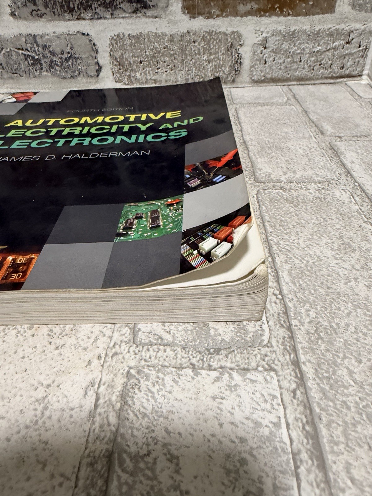 Automotive Electricity and Electronics James D Halderman 4th Edition Pearson
