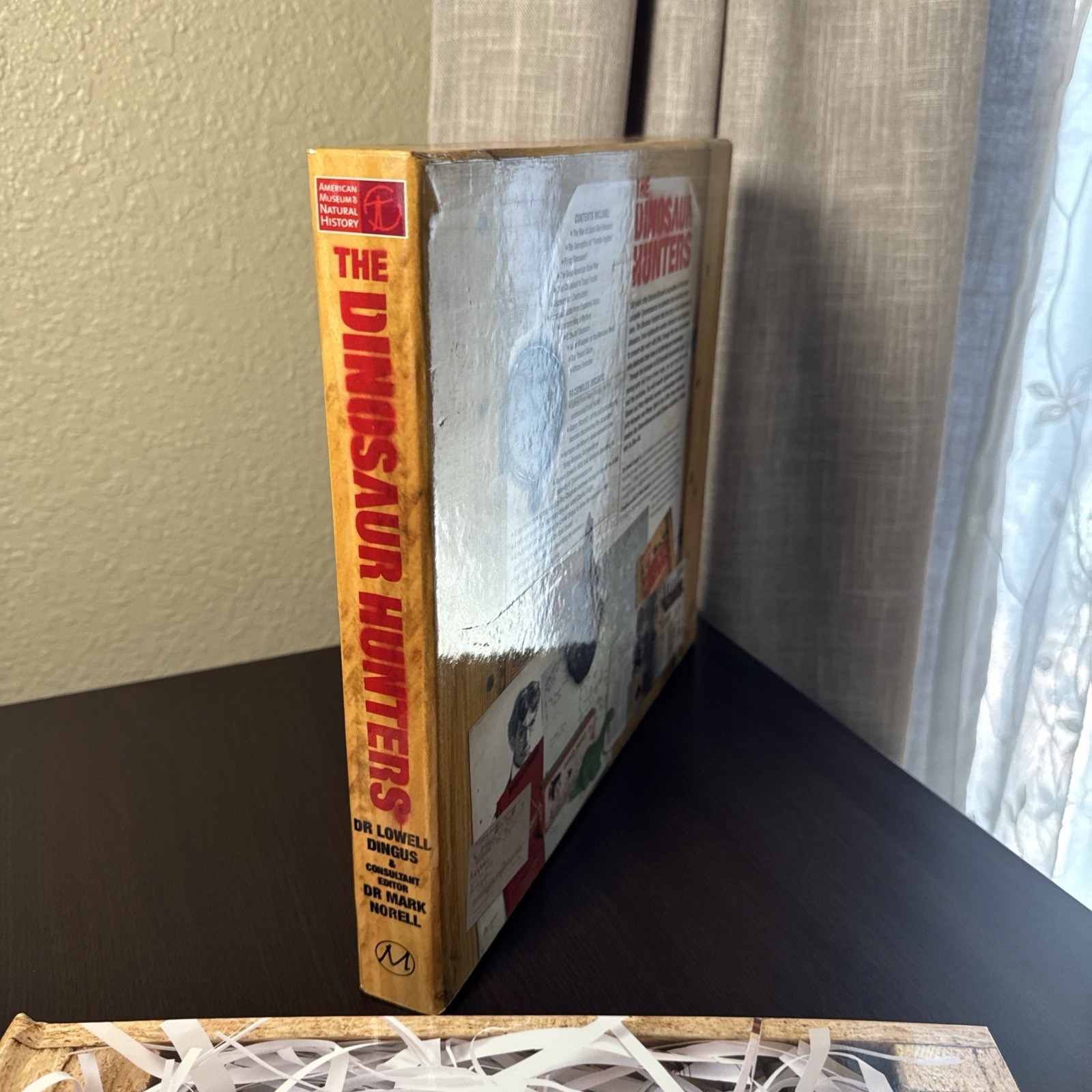 The Dinosaur Hunters | HC w/ 30 Fascimile Documents | Crate Case | Lowell Dingus
