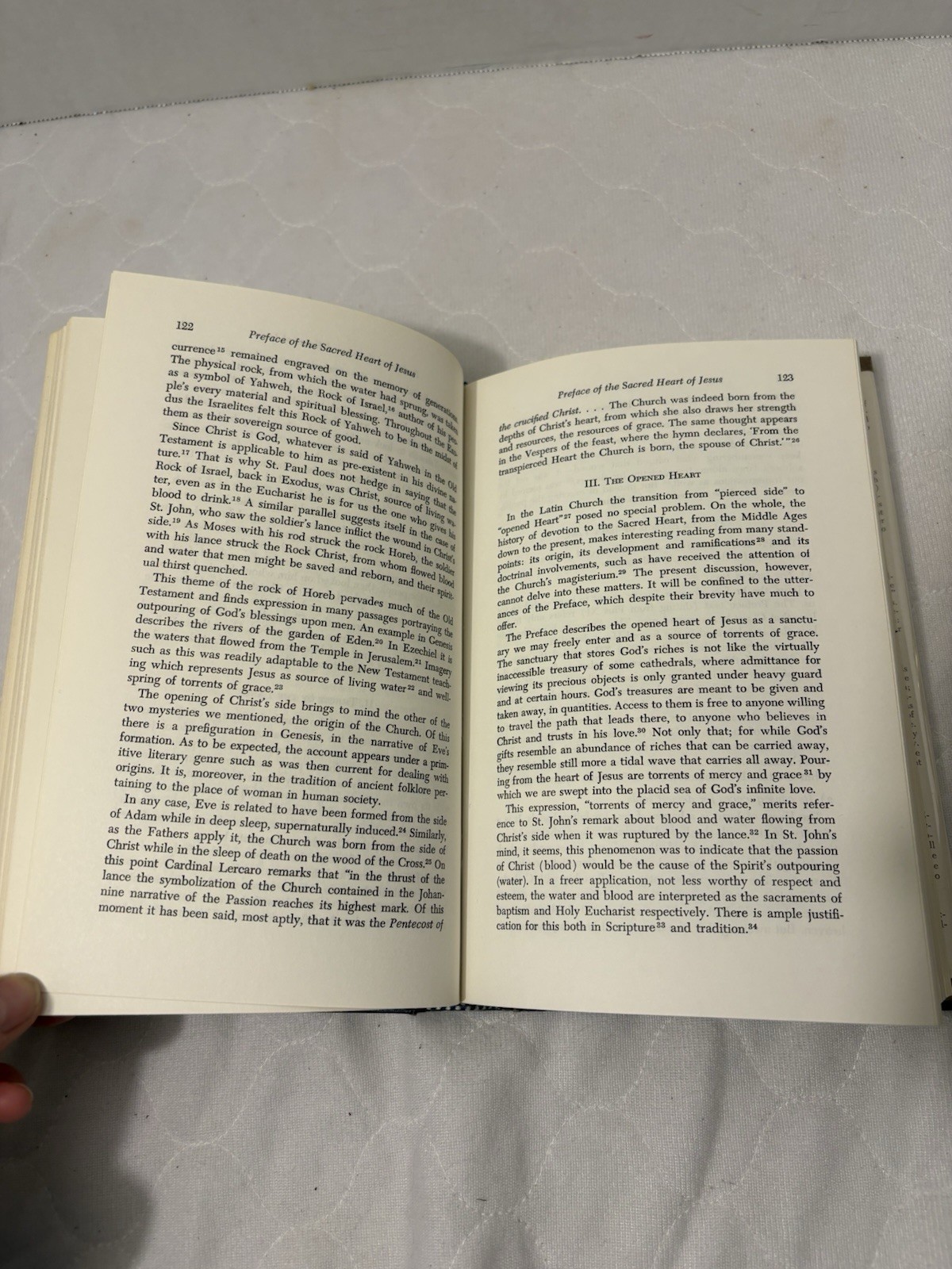 A Commentary on the Prefaces and the Eucharistic Prayers of the Roman Missal