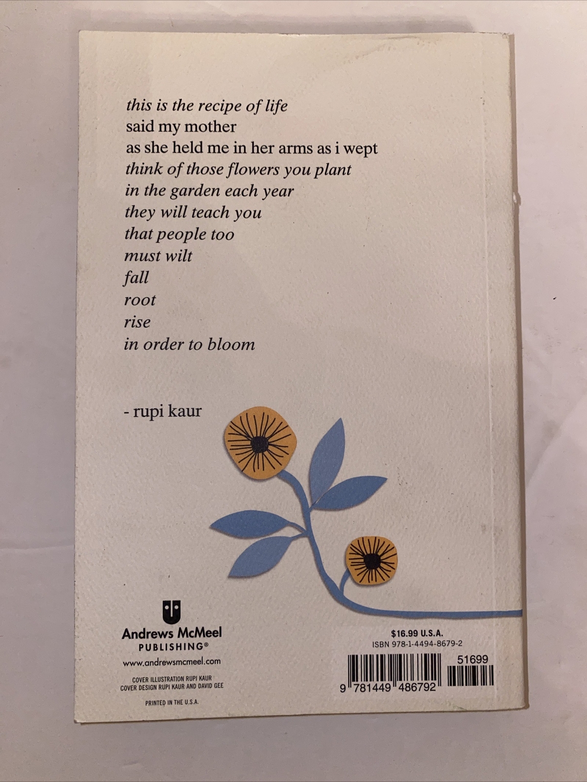 The Sun and Her Flowers by Rupi Kaur 2017 PB Book Poetry Love Poems Family