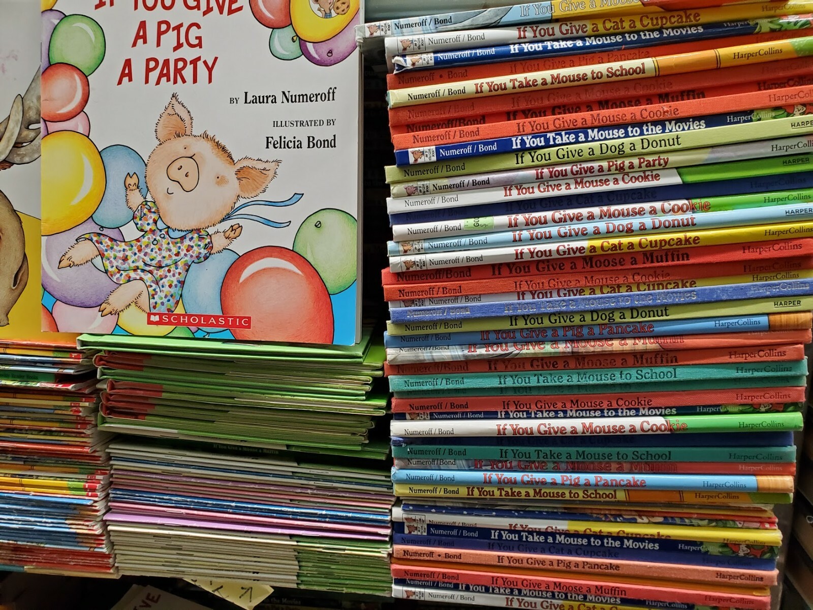 Lot of 8 If You Give a Mouse A Cookie Series Books by Laura Numeroff “RANDOM”