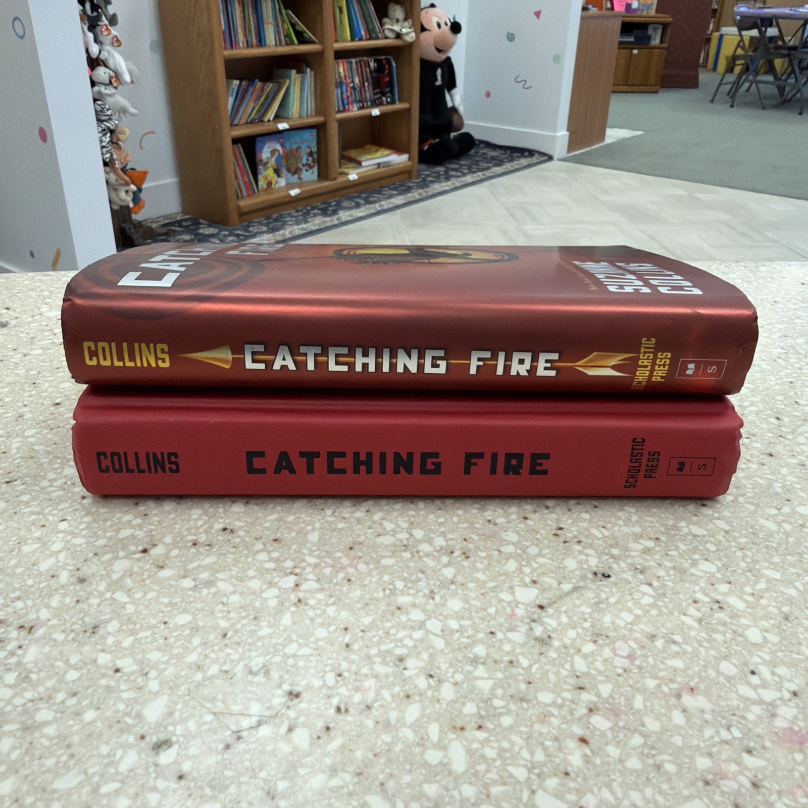 Catching Fire First Printing by Suzanne Collins sept. 2009, Hardcover