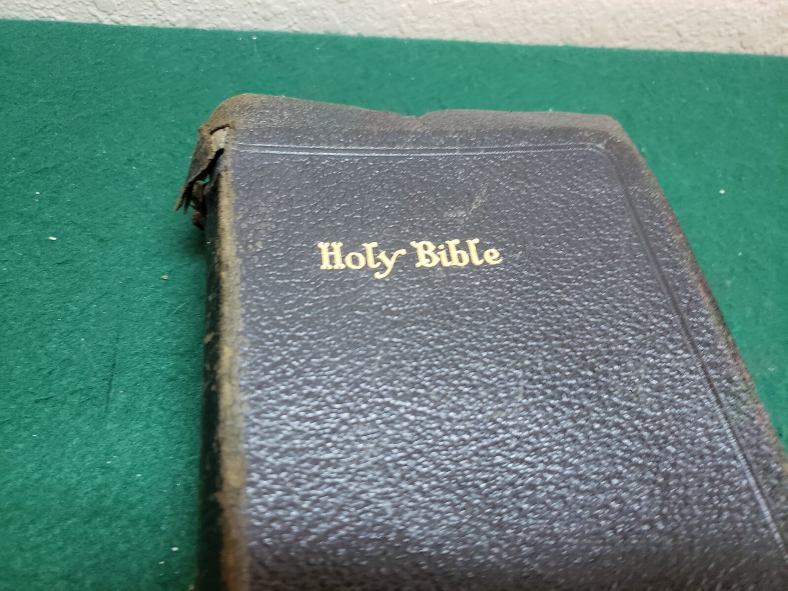 Vintage National Holy Bible Gold Seal Home Edition KJV Black Leatherbound