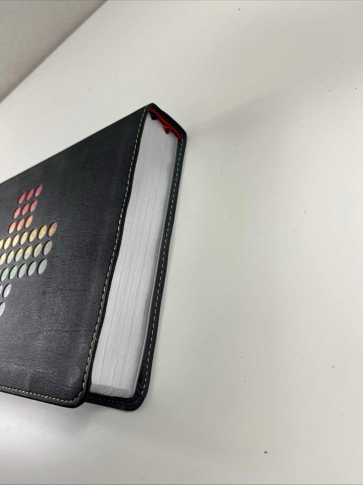 Holman Rainbow Study Bible NIV Edition: LeatherTouch Pierced Cross 2015
