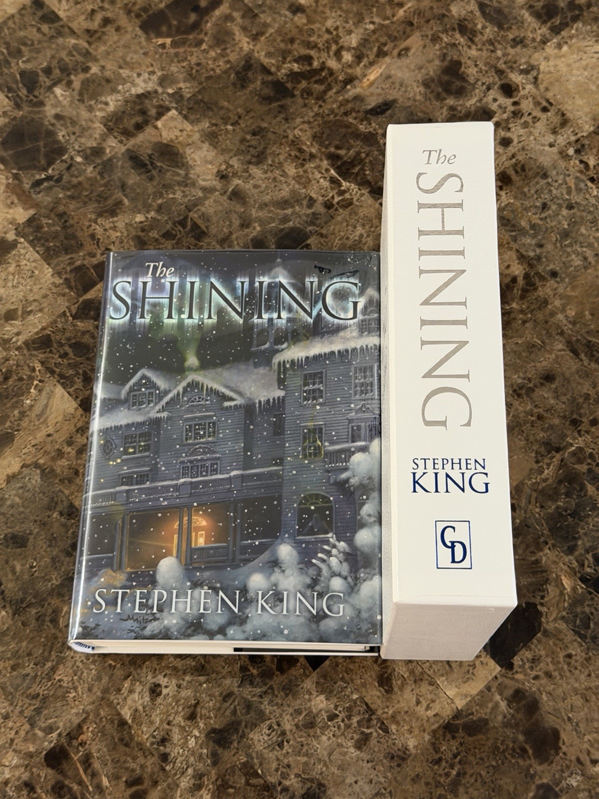 Stephen King The Shining Cemetery Dance Gift Edition Hardcover Slipcase