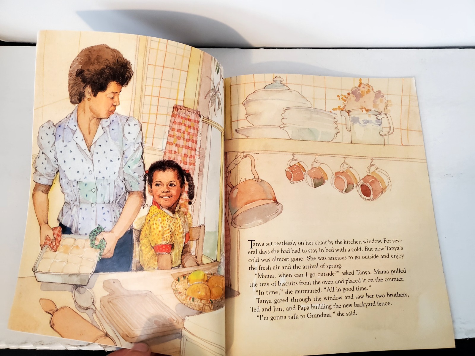 “The Patchwork Quilt” Softcover Book (By: Valerie Flournoy), (1996), Scholastic