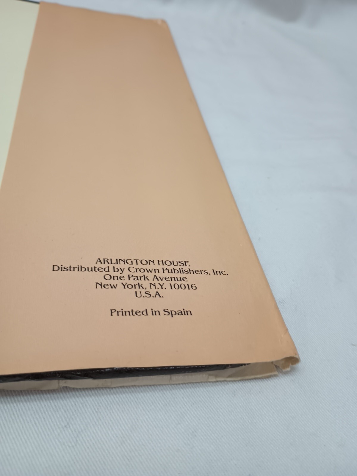 The Lingerie Book by Caroline Hamilton-Fleming Arlington House 1985