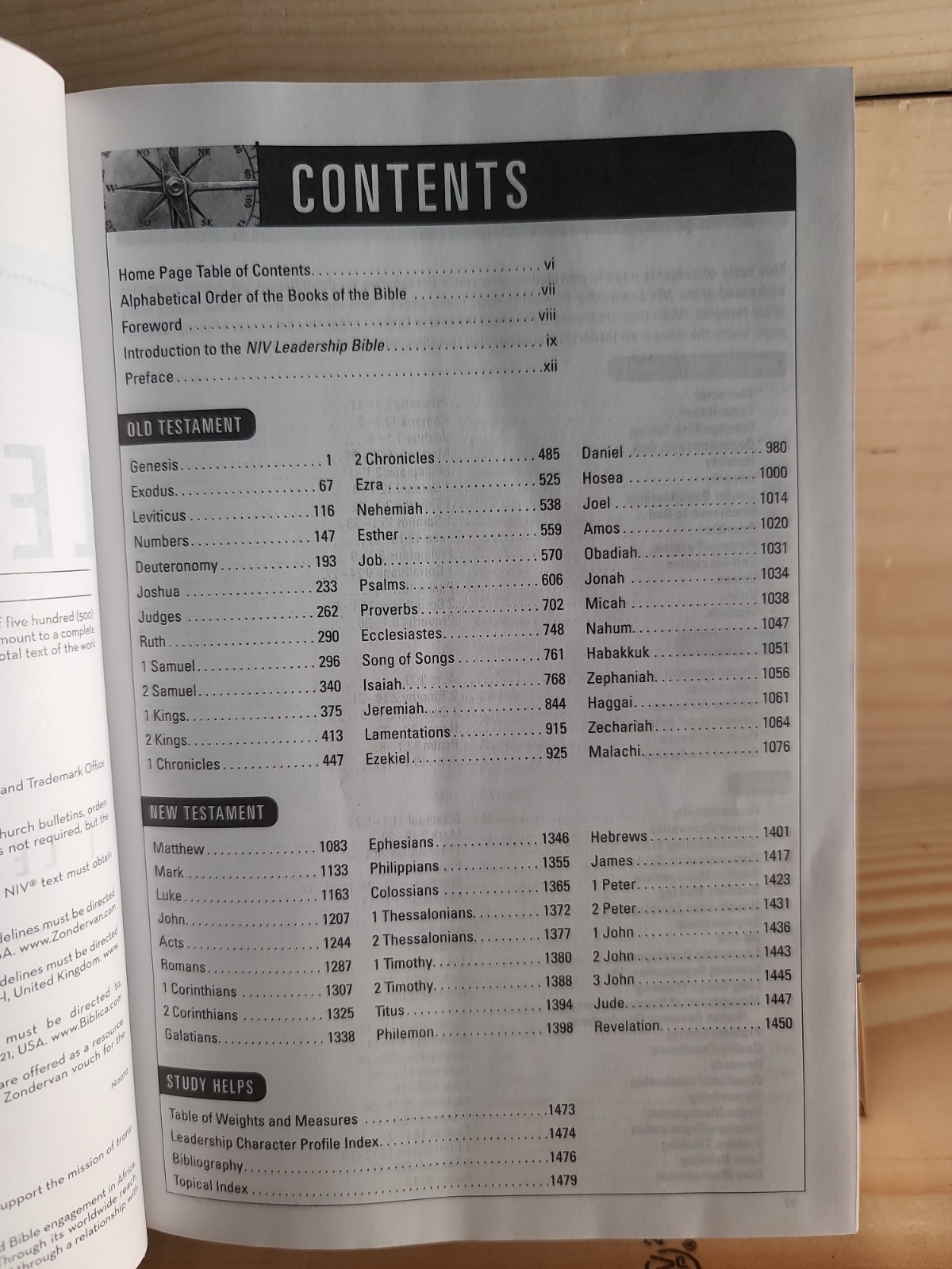 NIV Leadership Bible Updated Edition Leading By The Book Hardcover Zondervan