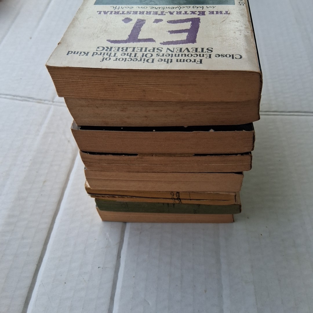 Science Fiction Sci-Fi Fantasy Horror 70’s 80’s Movie Novels Paperback Lot Of 8
