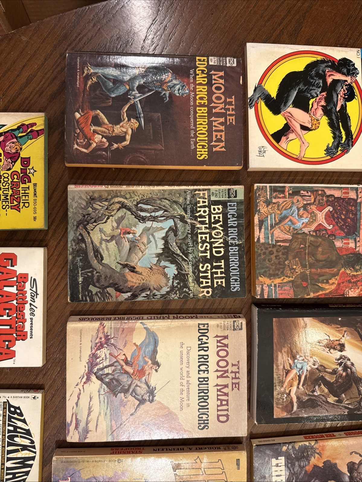 Wizards Warriors & You Book 2 The Siege of the Dragonriders LOT of 17 Books Z24
