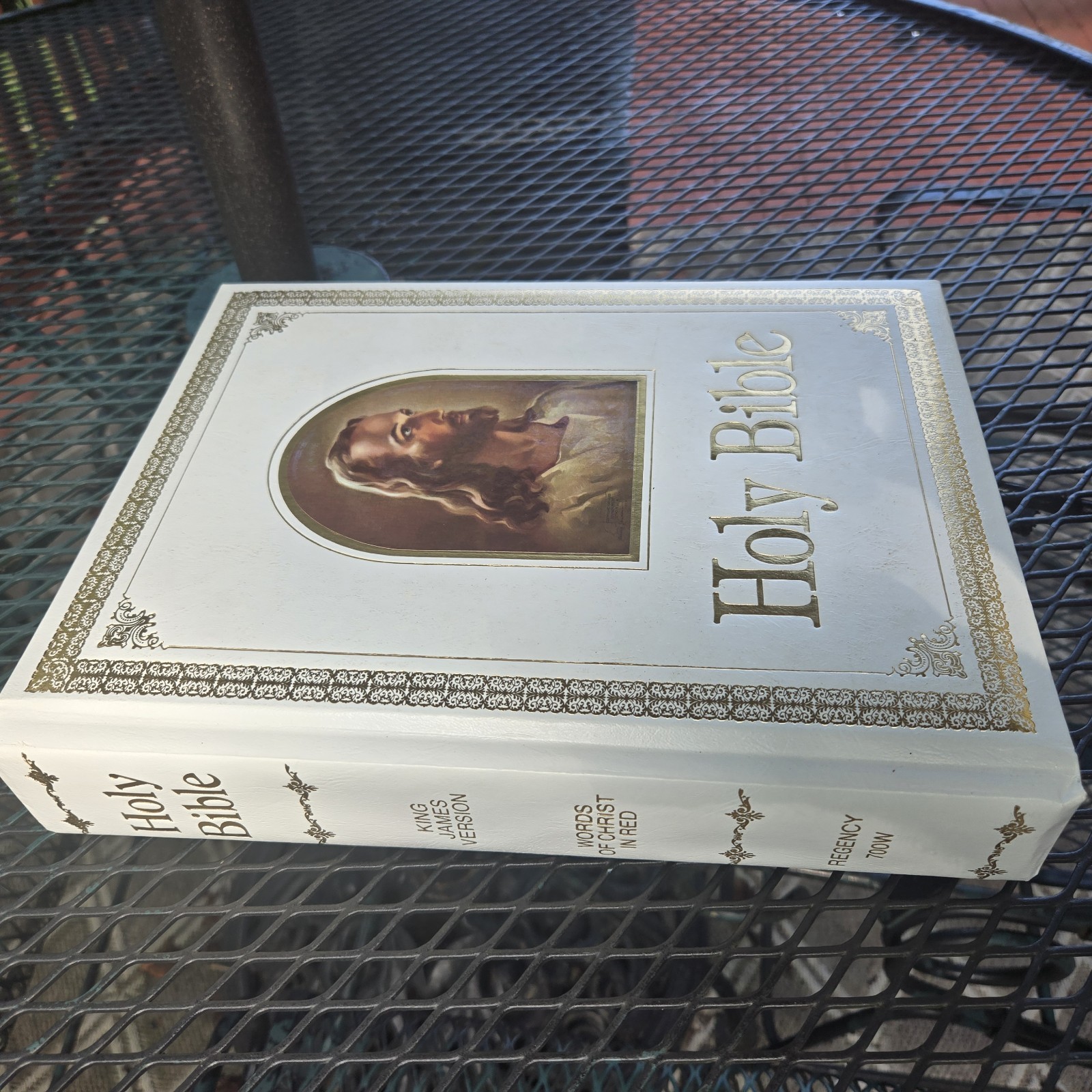 Vintage 1971 Holy Bible Regency King James Version Red Letter White Gold EUC 🙏