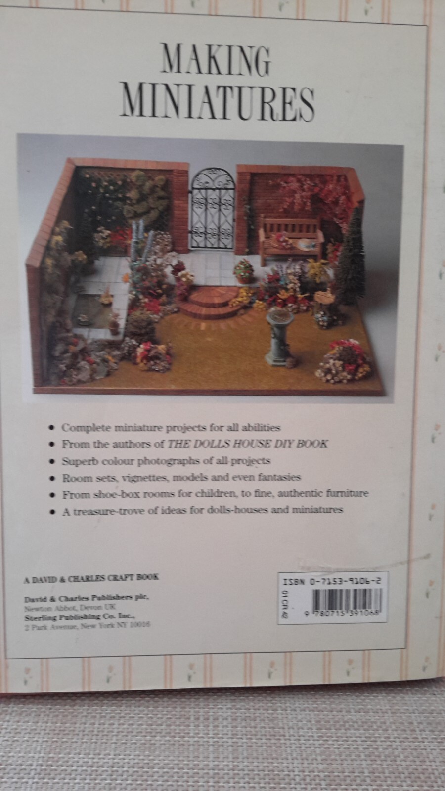 Vintage 1989 Making Miniatures In 1/12 Scale Hardcover By Dodge, Venus Pre-owned