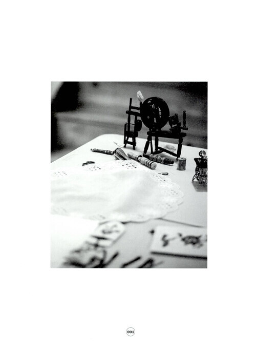바늘과 실이 함께하는 앤틱 자수 Antique Embroidery – Korean Guide