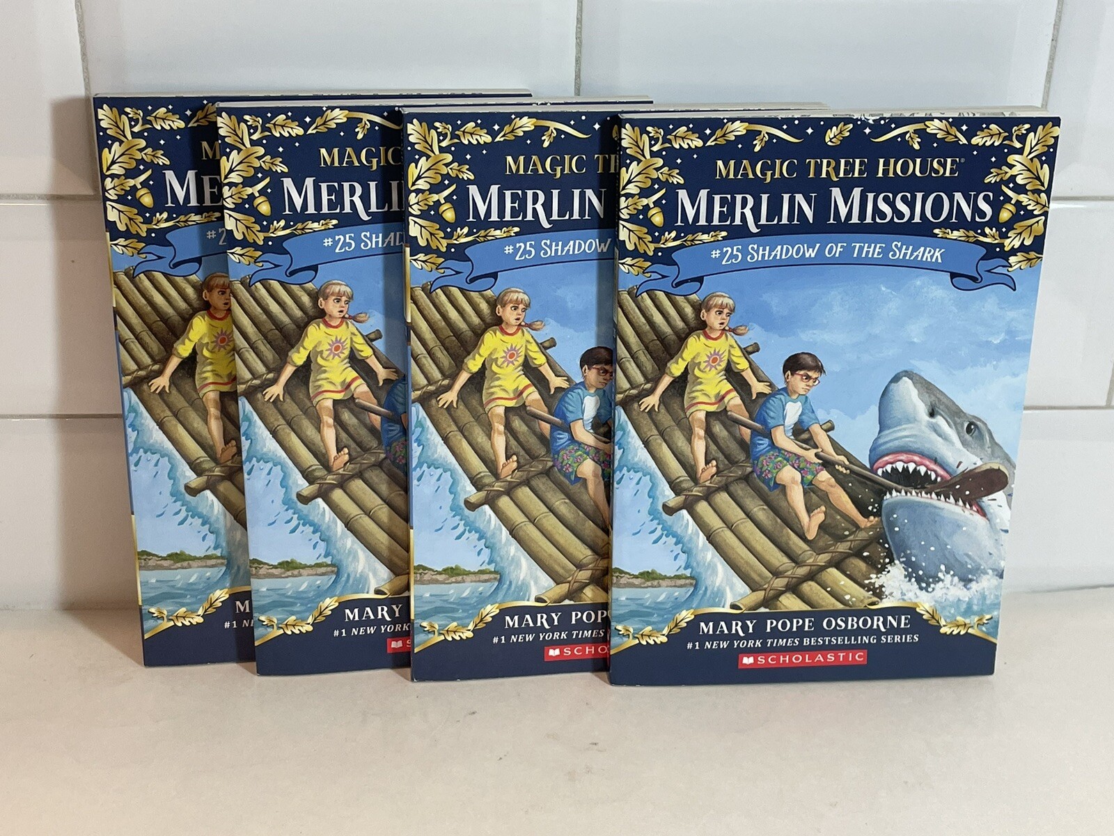Lot 4 Shadow of the Shark Magic Tree House Merlin Mission Class Set Guided Read