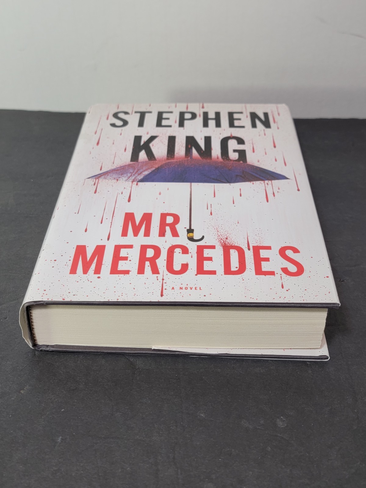 Stephen King – Mr. Mercedes- Hardcover Book First Printing 2014 Excellent