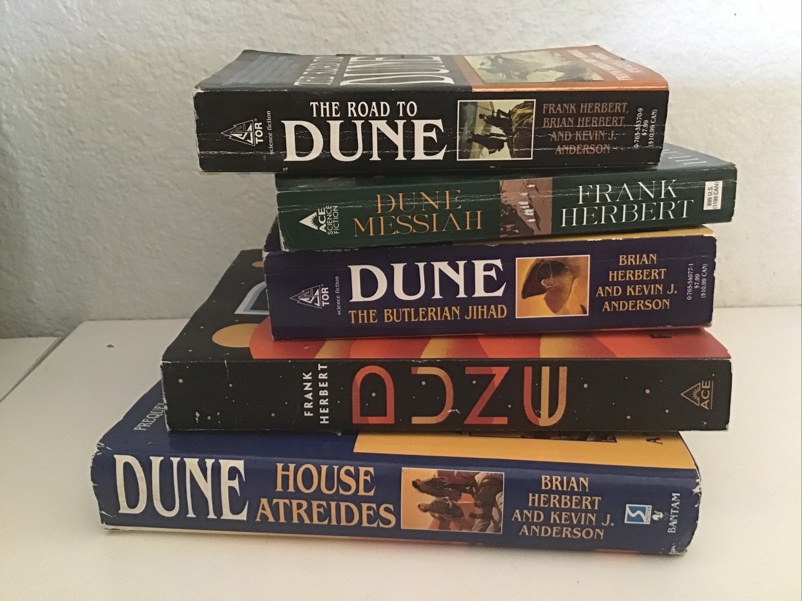 Lot 5 Frank Herbert Mixed Dune, House Atreides, Road, Messiah, Jihad @ST516