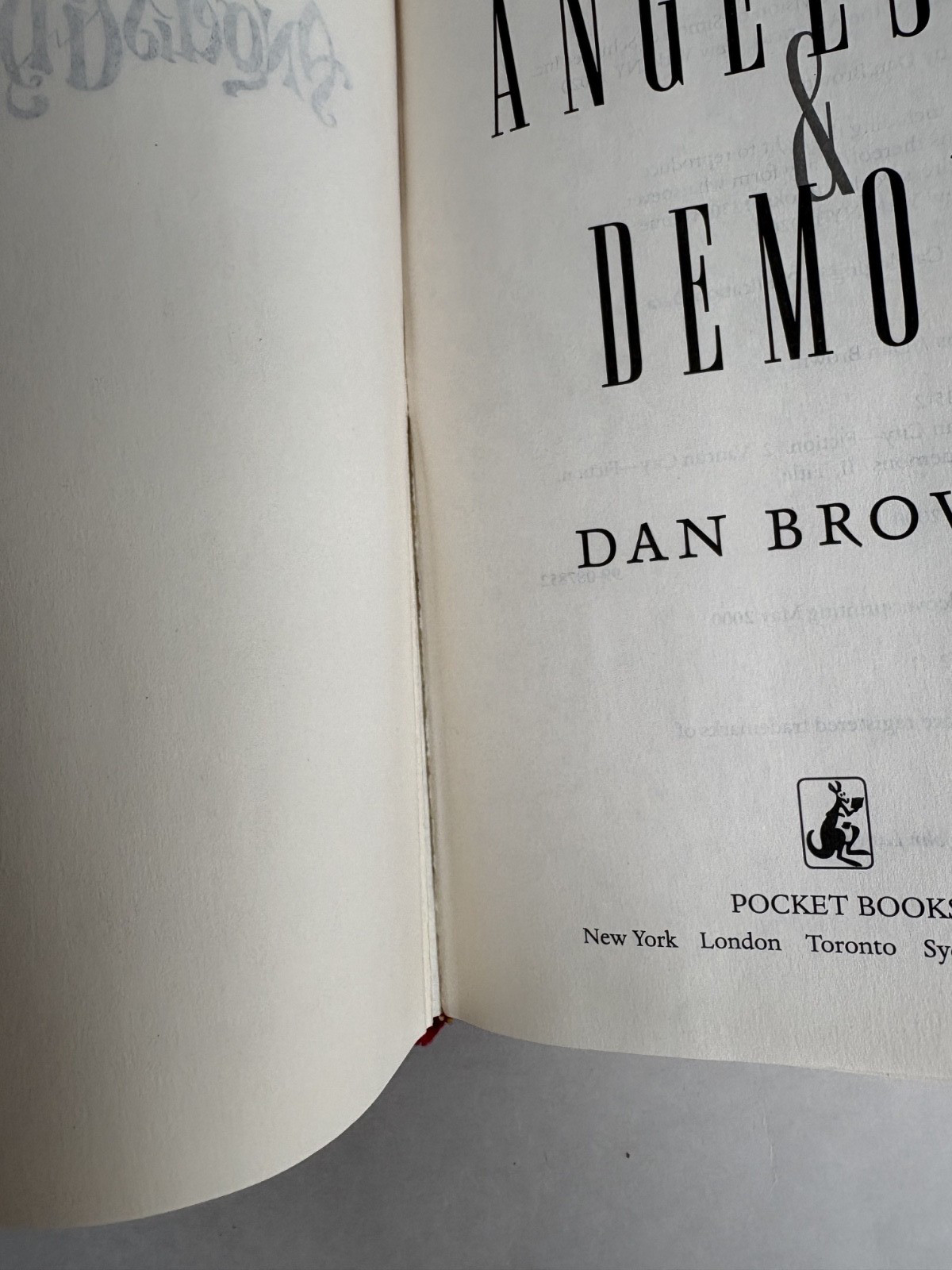 Dan Brown / ANGELS AND DEMONS True First Edition (Pocket Books) 2000
