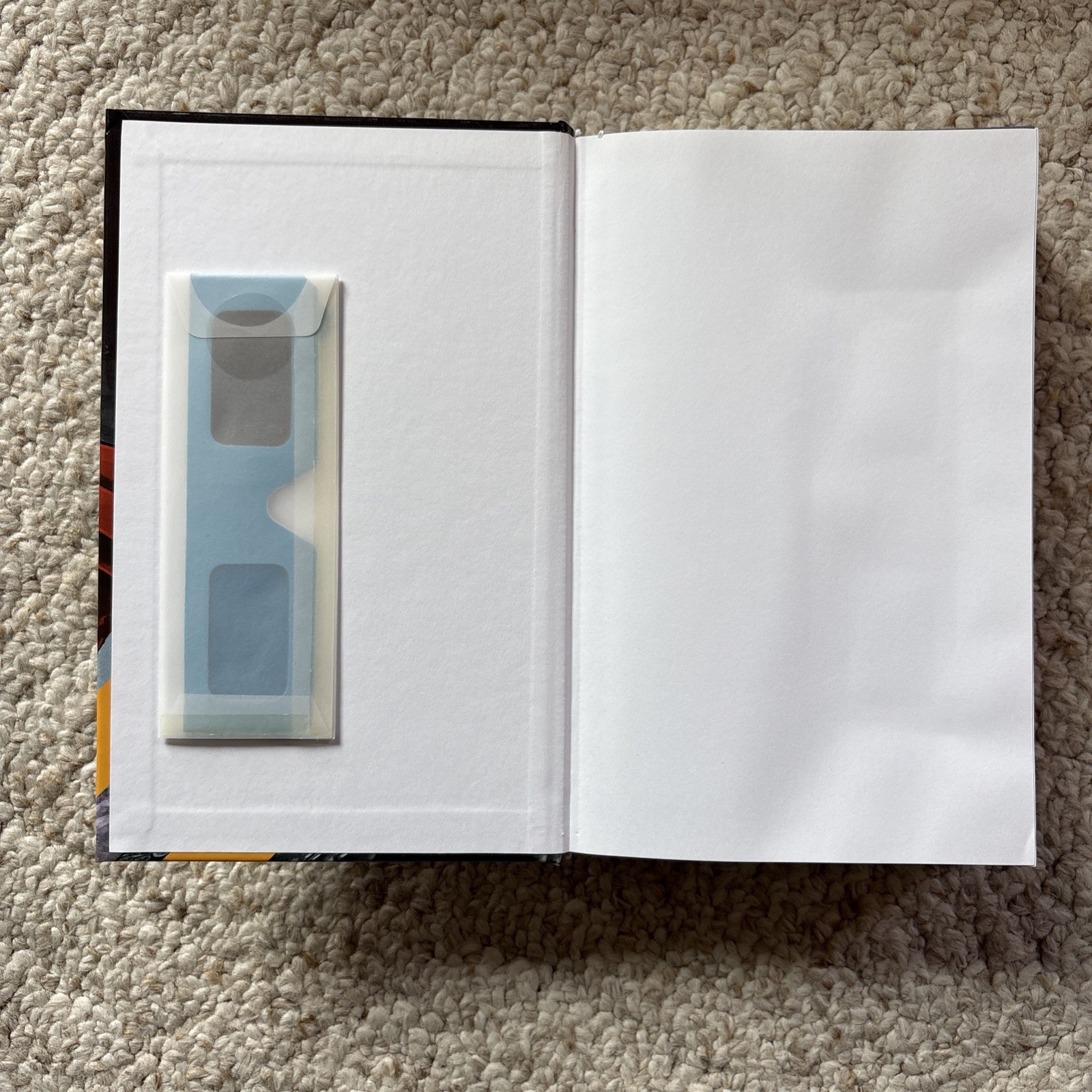 NIRV, The Super Heroes Bible in 3D, Hardcover, New including glasses