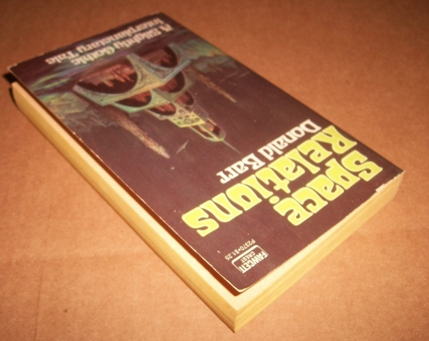 Space Relations Donald Barr Gothic Fawcett Crest P2370 $1.25 Feb 1975 1st prt EX