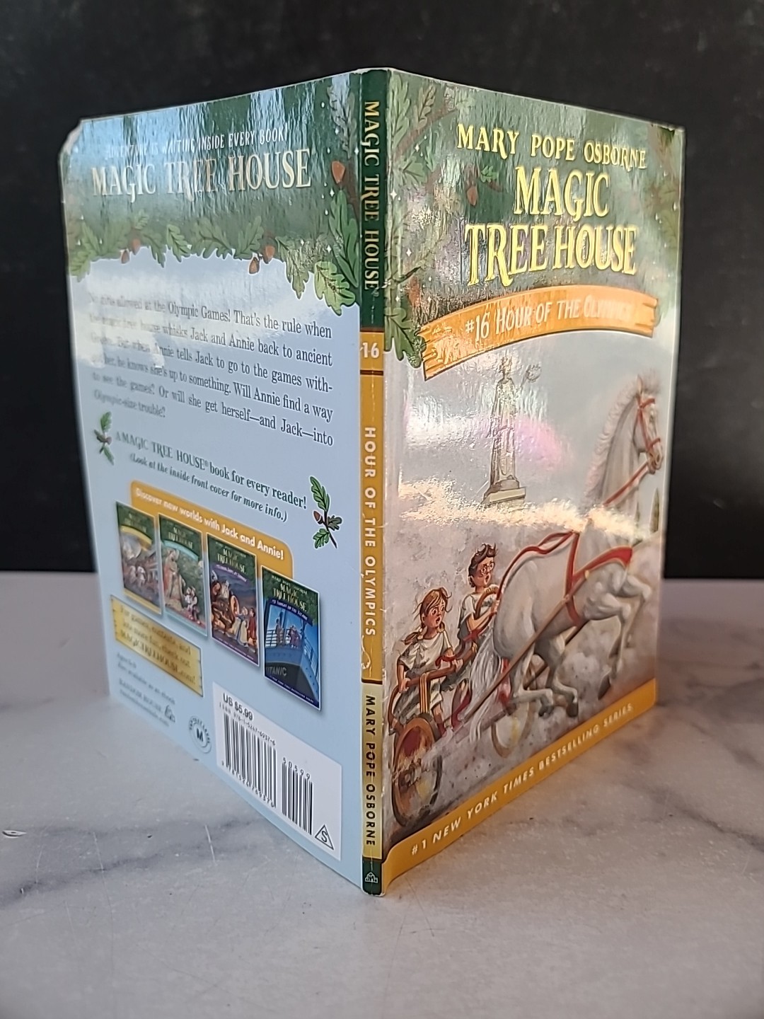 Hour of the Olympics (Magic Tree House #16) by Mary Pope Osborne (1998,…