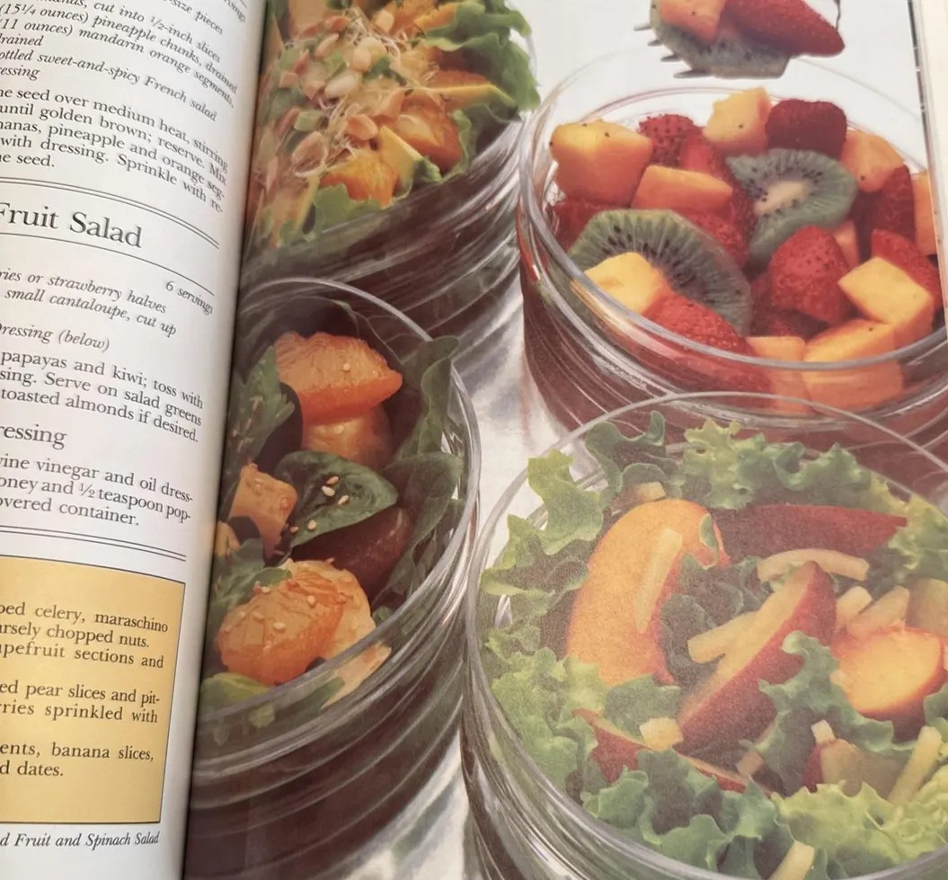 Betty Crocker’s Timesaving Cookbook Vintage 1982 Hardcover 166 Pages – Good