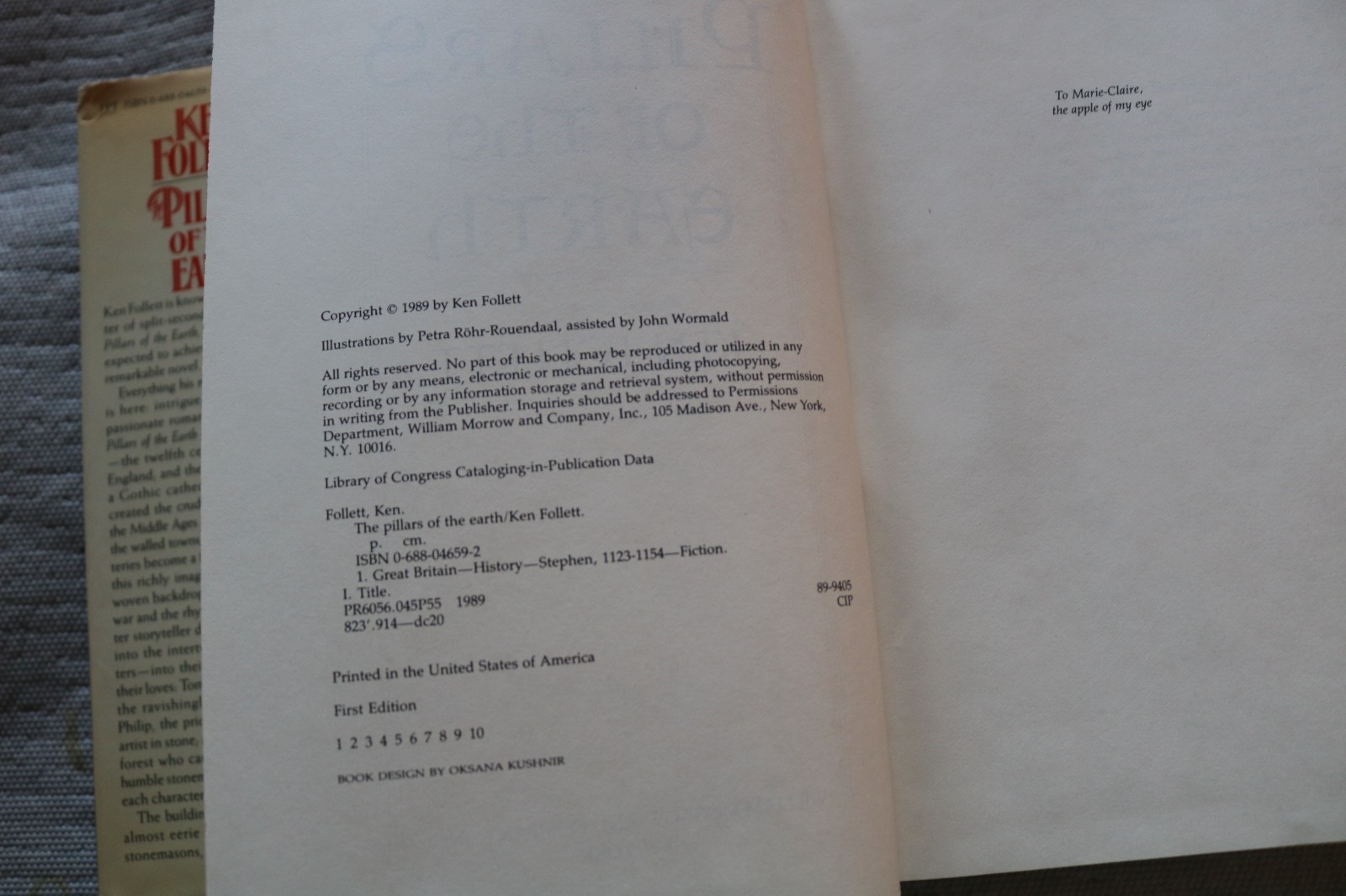 The Pillars of the Earth first edition hardback book Ken Follet 1989