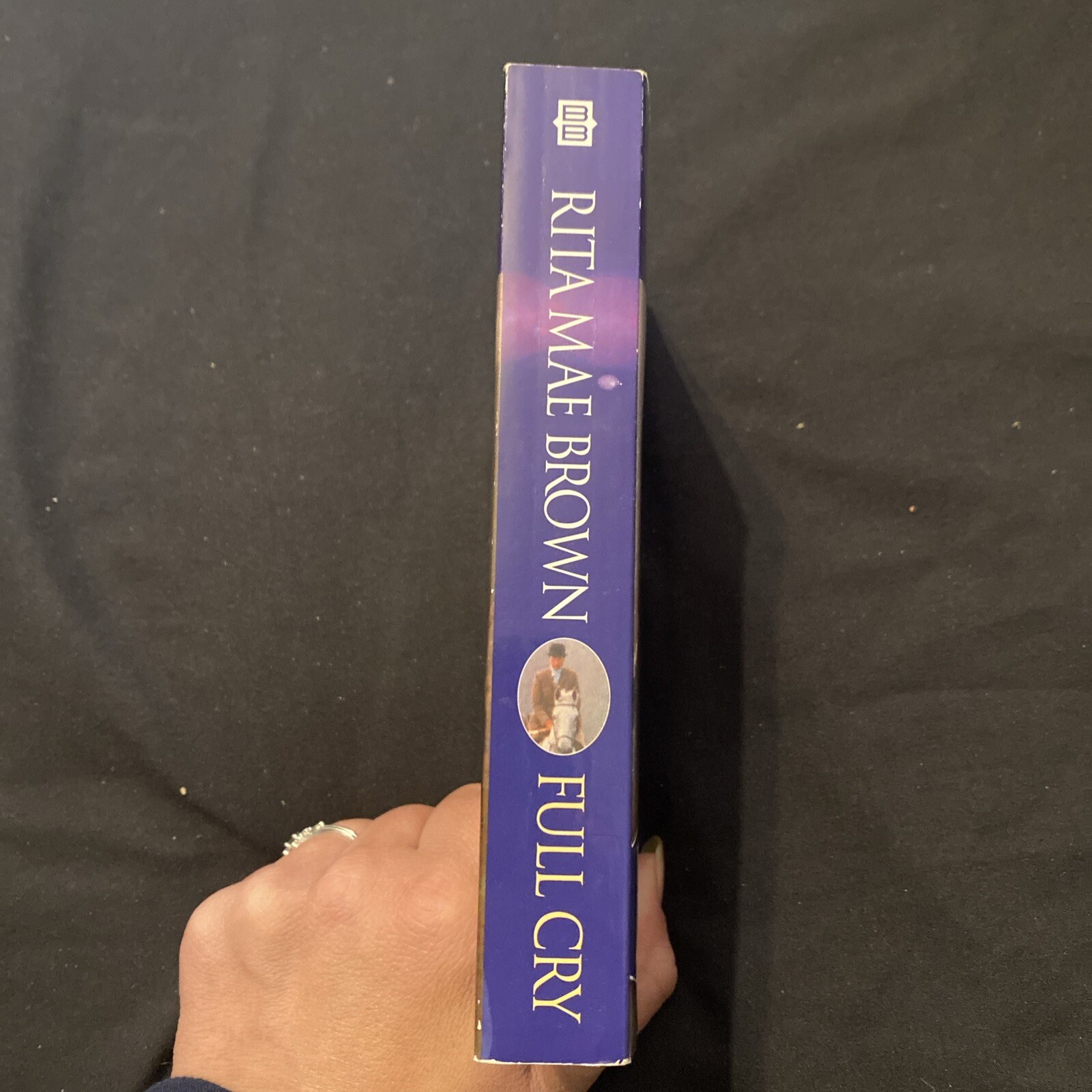 Full Cry: A Novel by Rita Mae Brown (Mass Market) Sister Jane Series